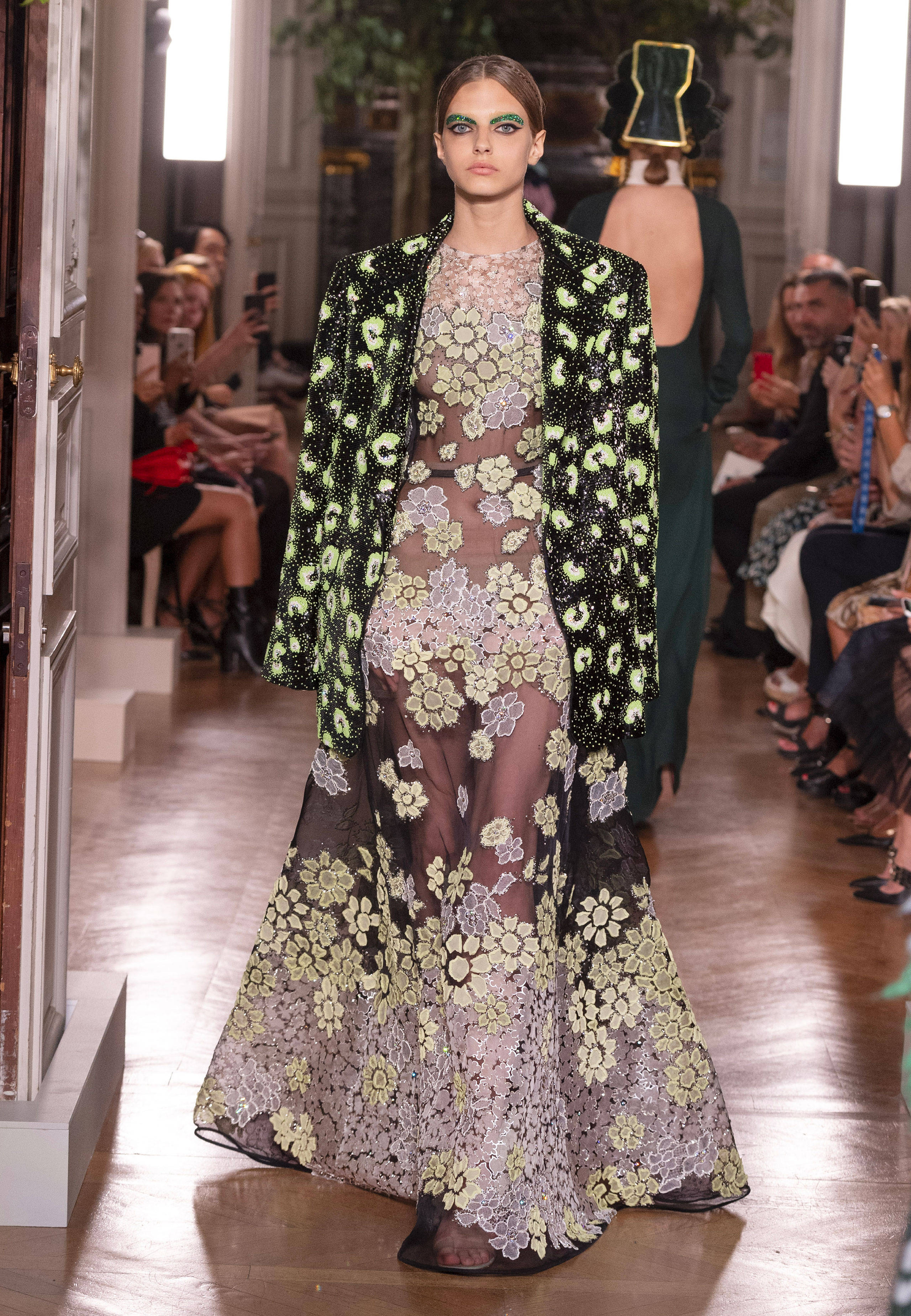 Valentino - Haute Couture Fall/Winter 2019-20 - Look 16