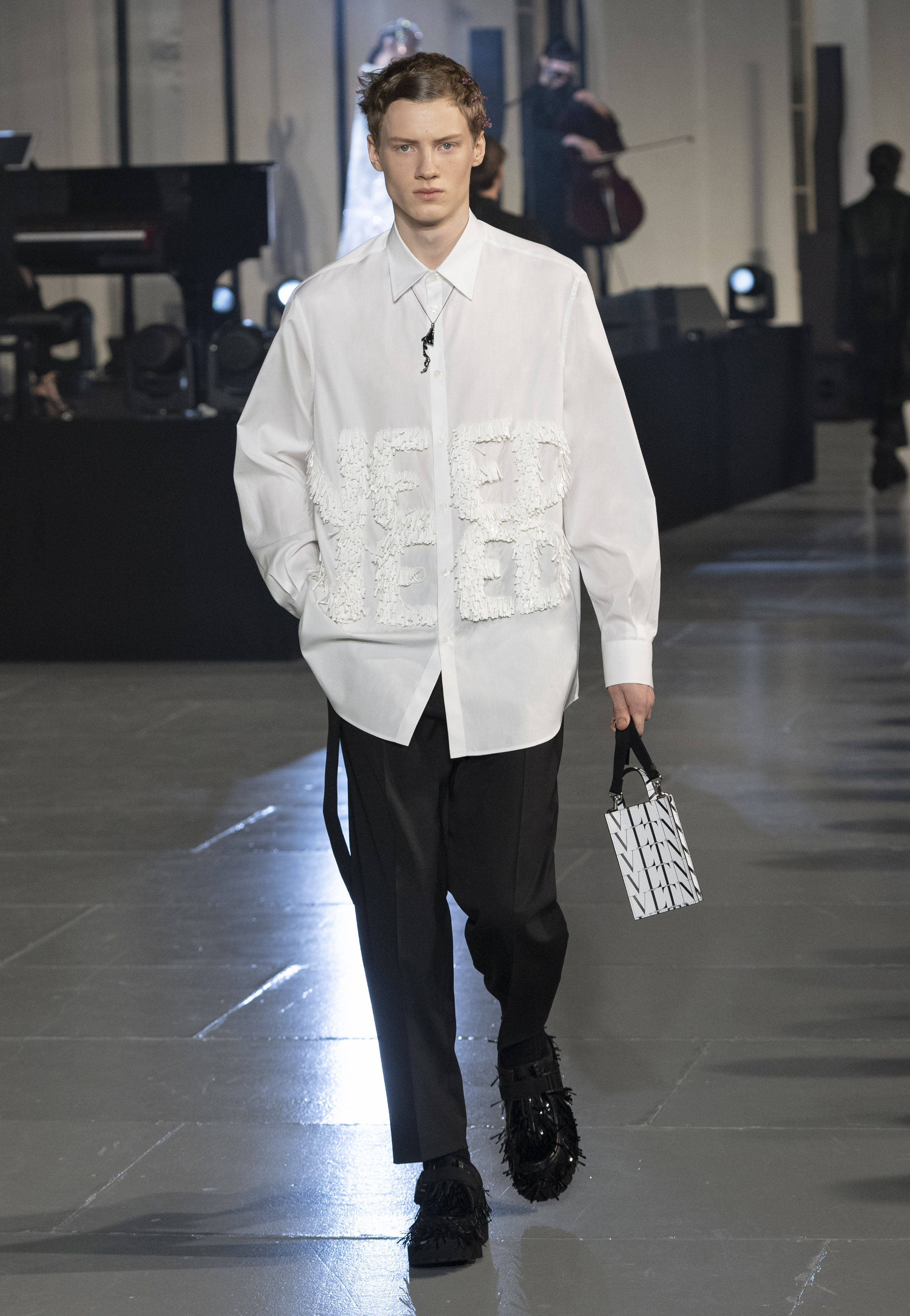 Valentino - Fall/Winter 2020-21 Men's Collection - Look 53
