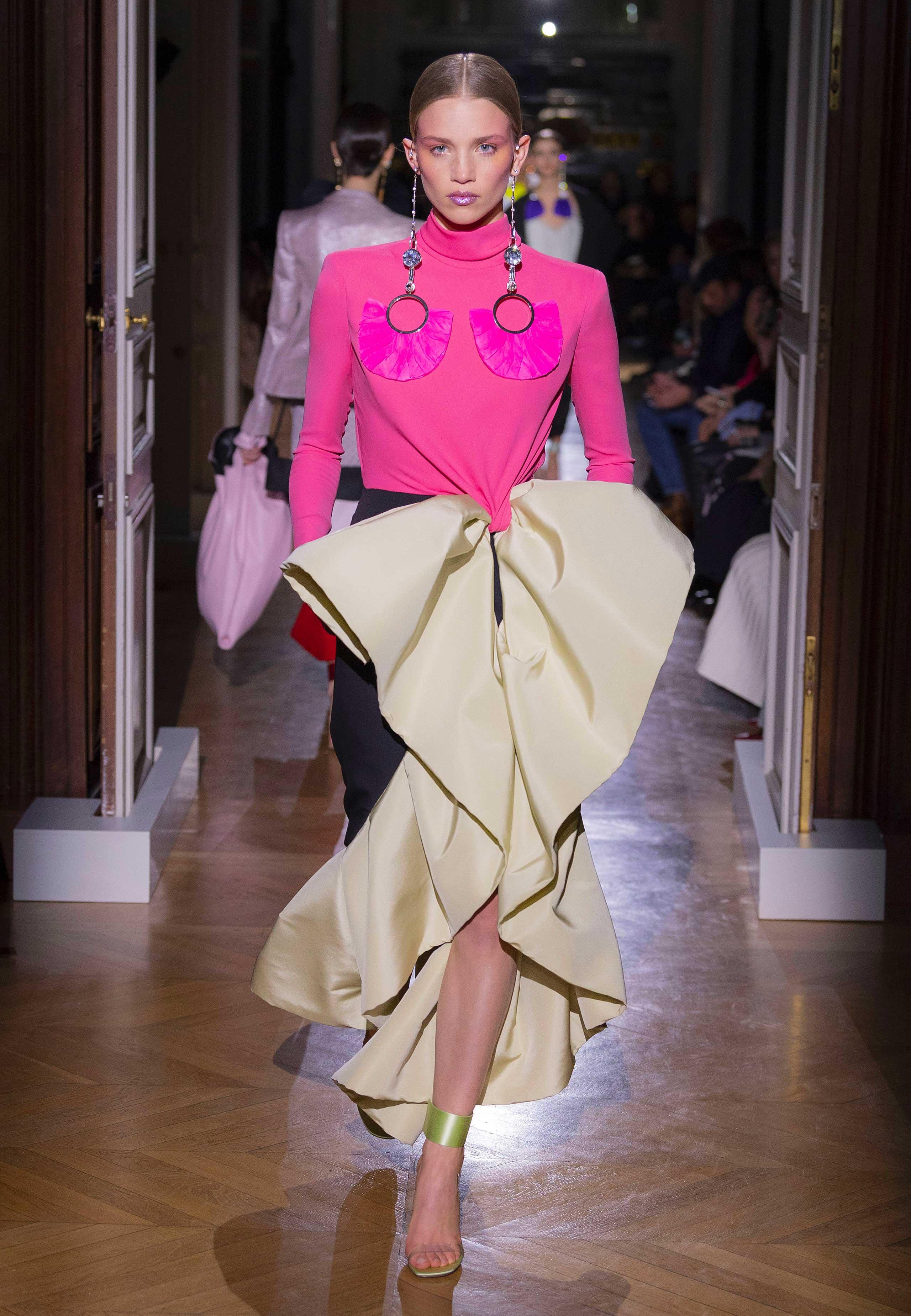 Valentino - Haute Couture Spring/Summer 2020 - Look 23