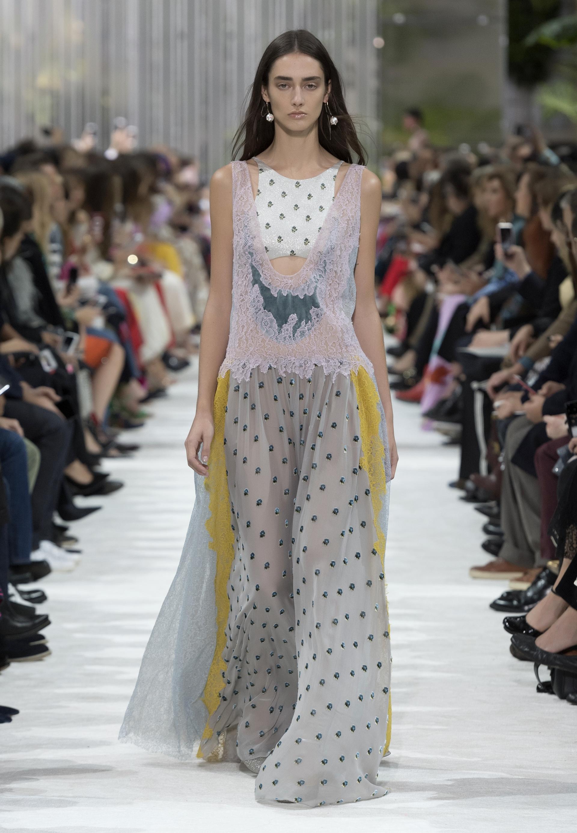 Valentino Fashion Show SS18 Women | Valentino