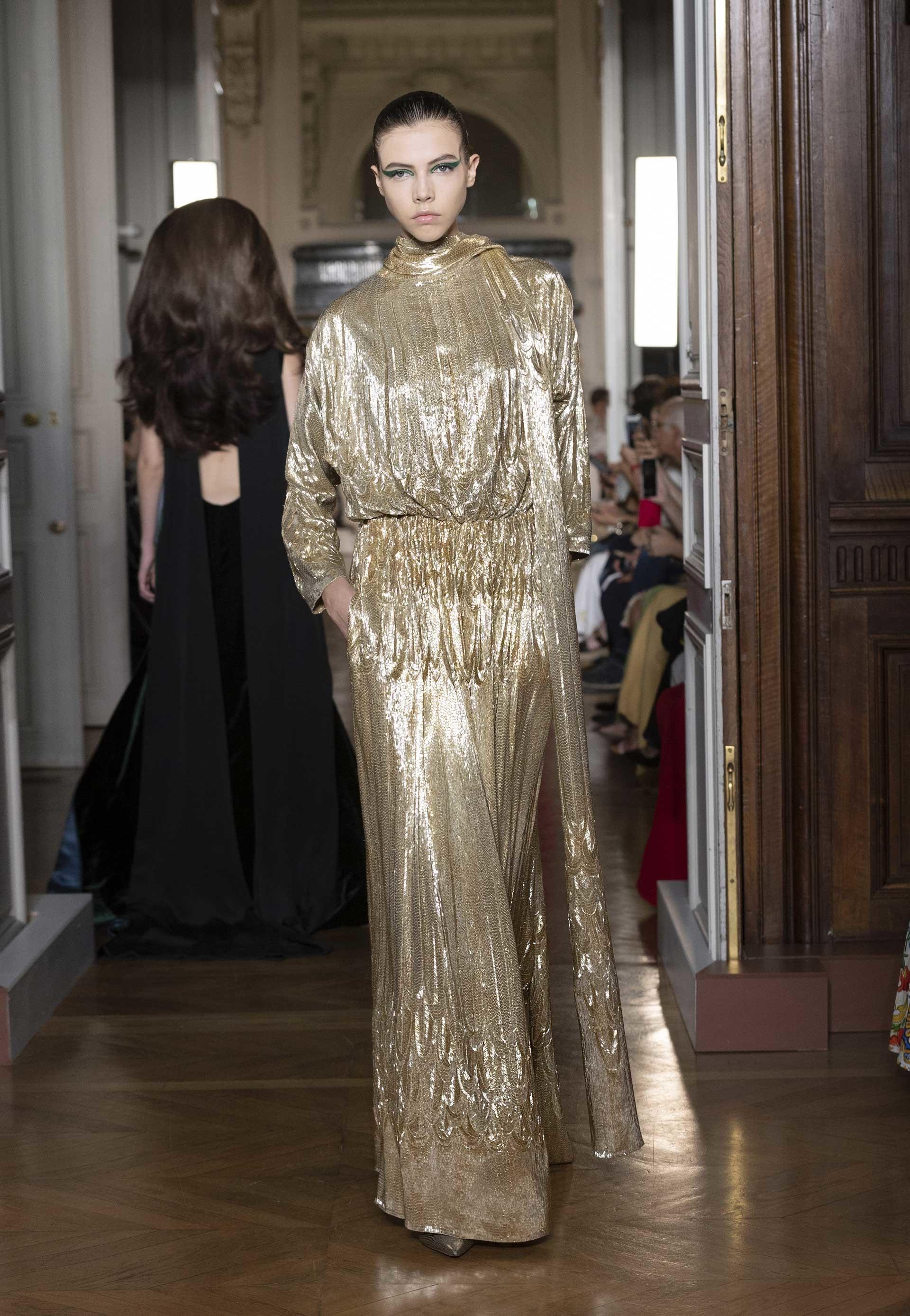 Valentino - Haute Couture Autumn/Winter 2018-19 - Look 46