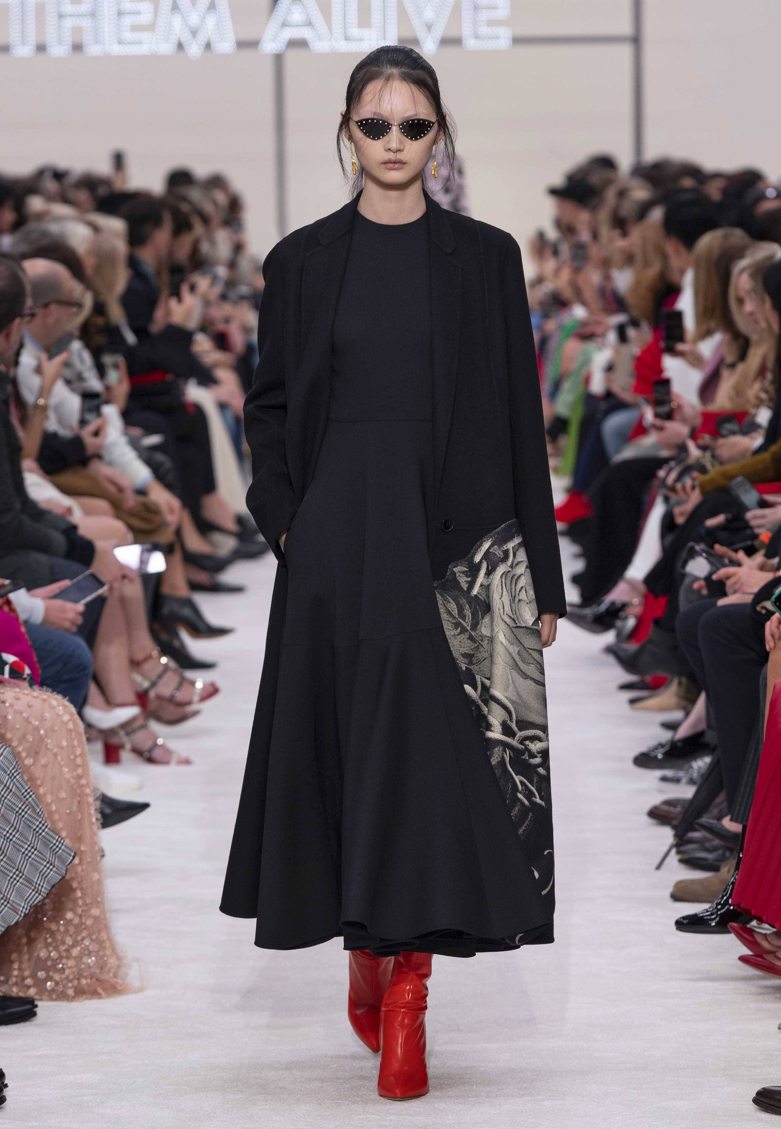 Valentino - Autumn/Winter 2019-20 Women's Collection - Look 32