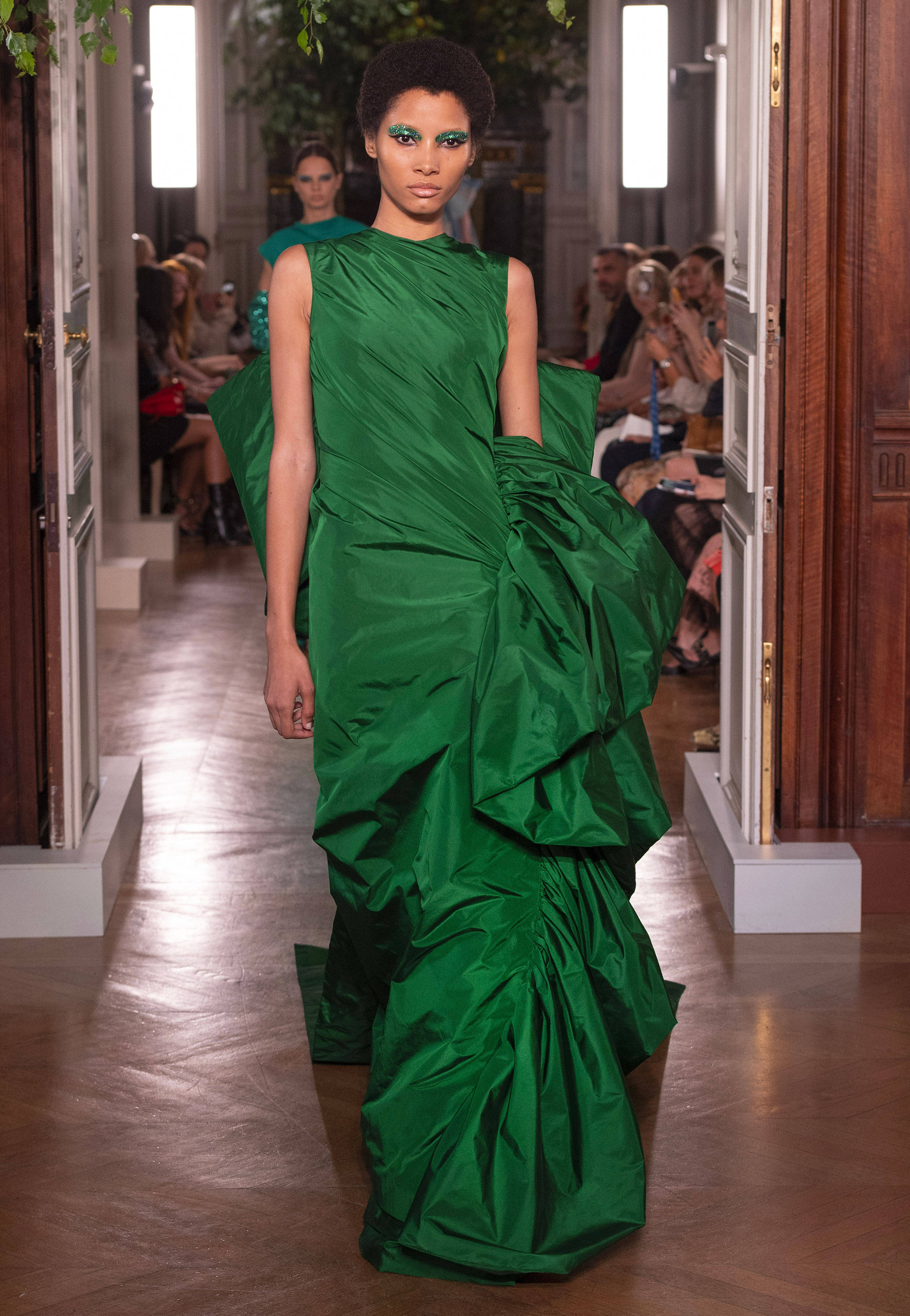 Valentino - Haute Couture Fall/Winter 2019-20 - Look 35