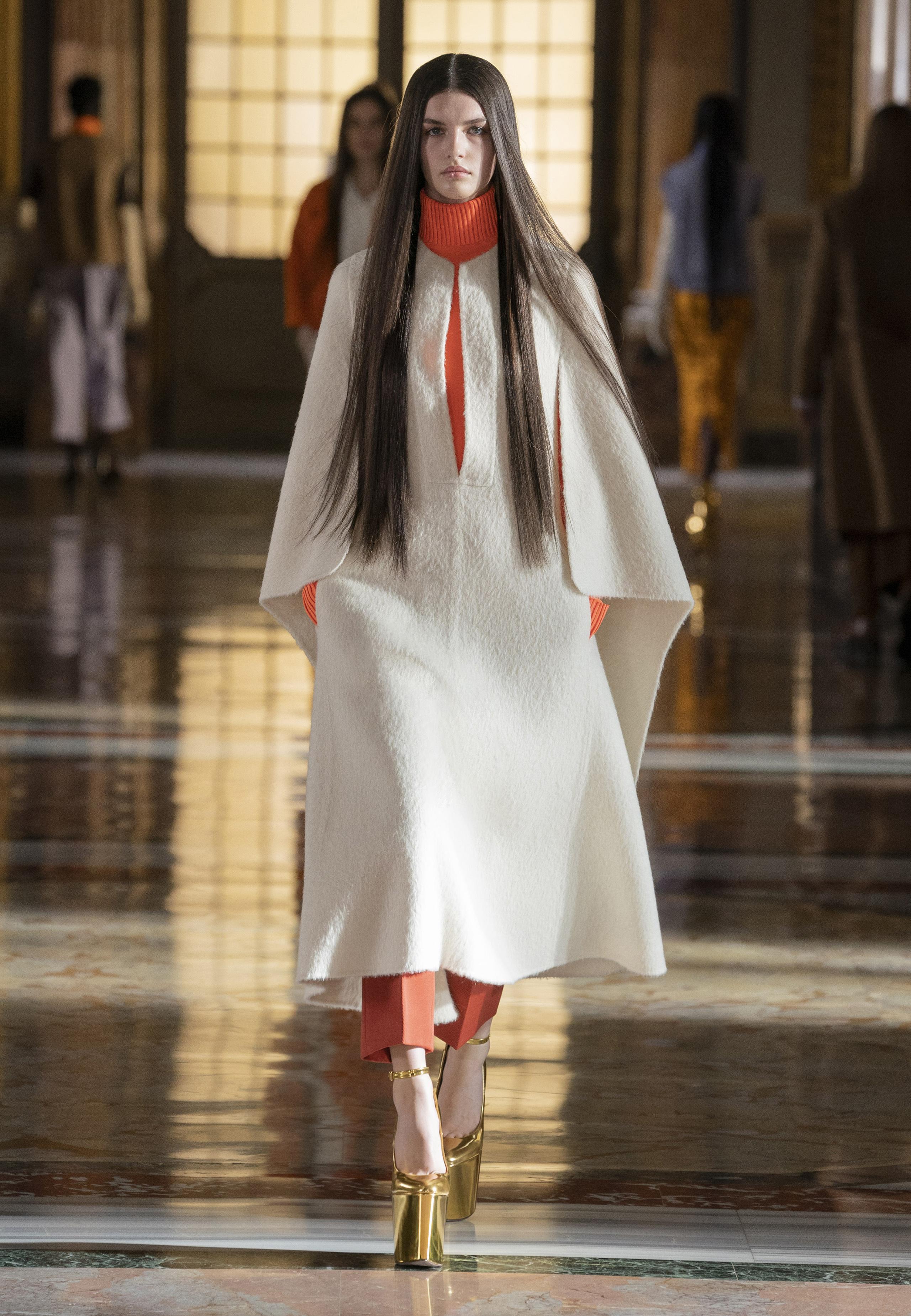 Valentino - Haute Couture Spring/Summer 2021 - Look 40