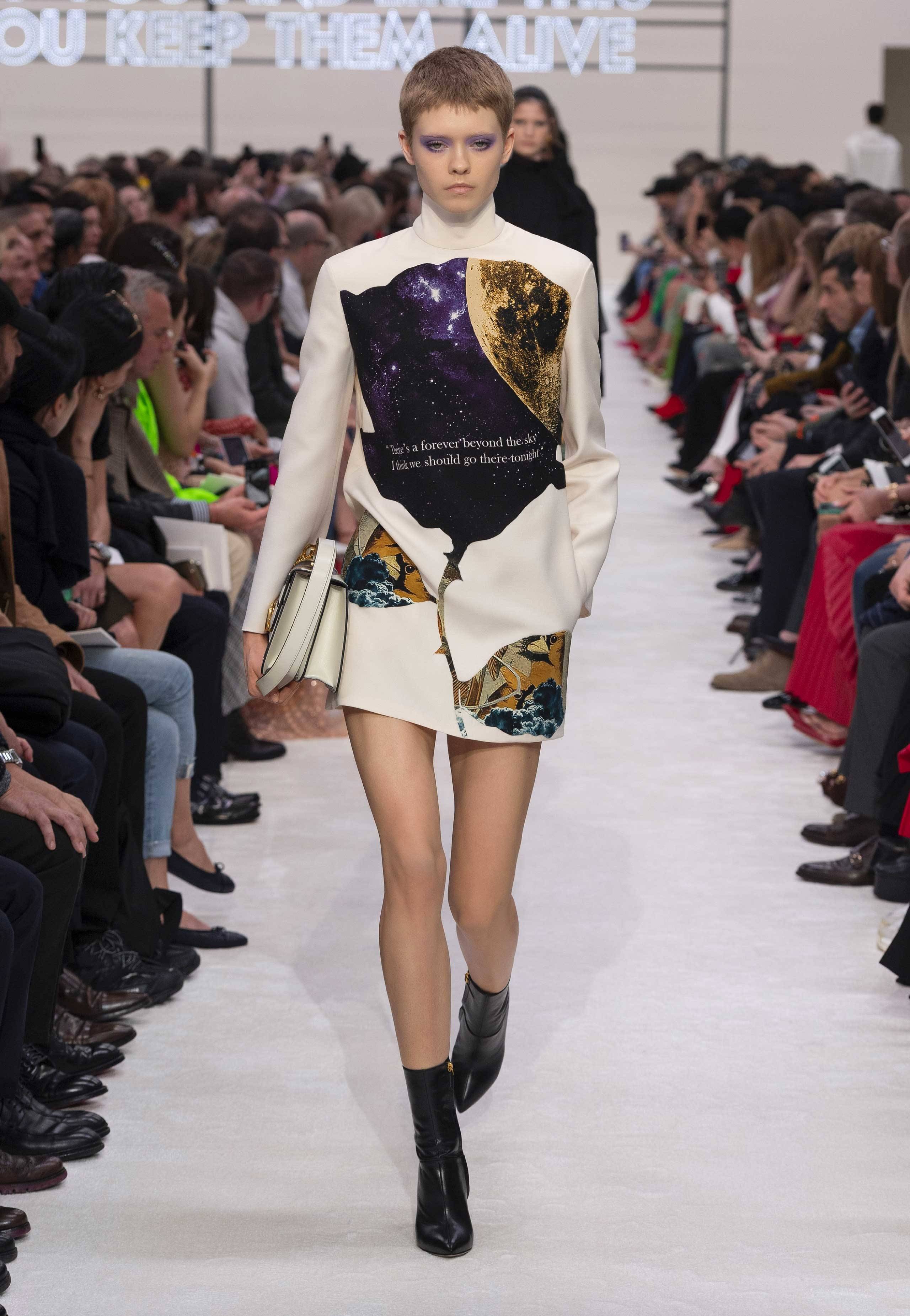 Valentino - Autumn/Winter 2019-20 Women's Collection - Look 15