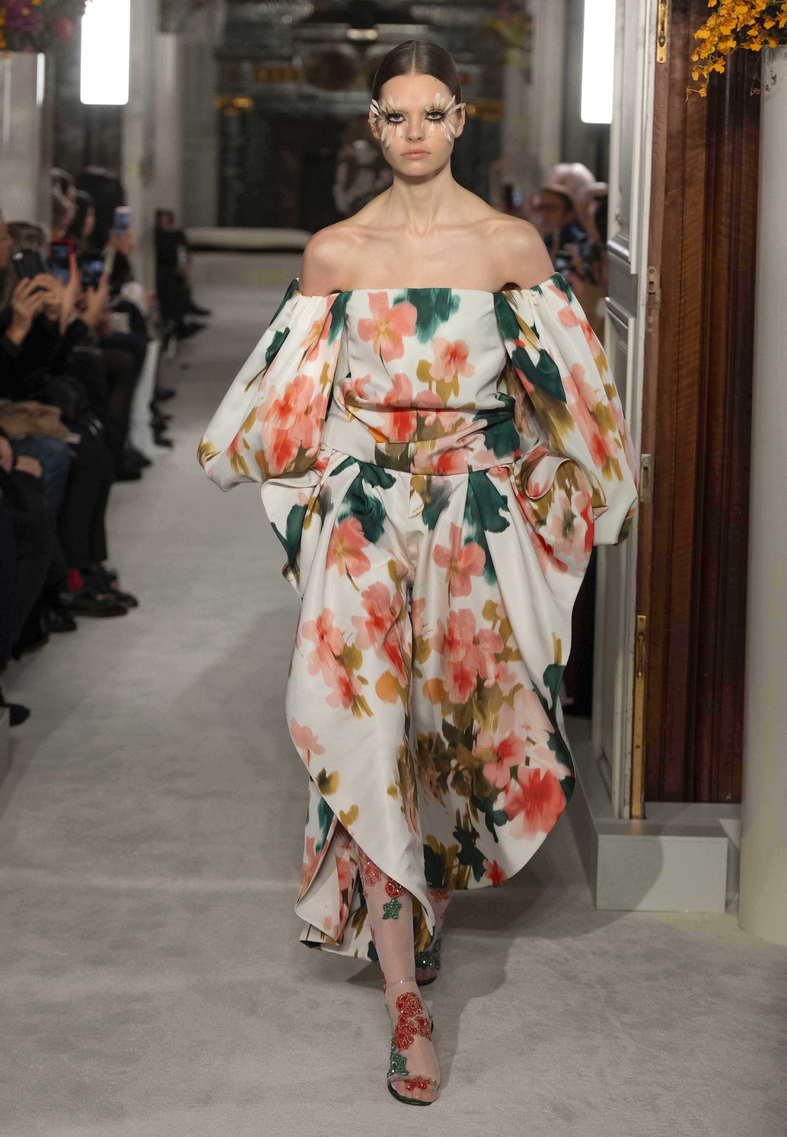 Valentino - Haute Couture Spring/Summer 2019 - Look 16