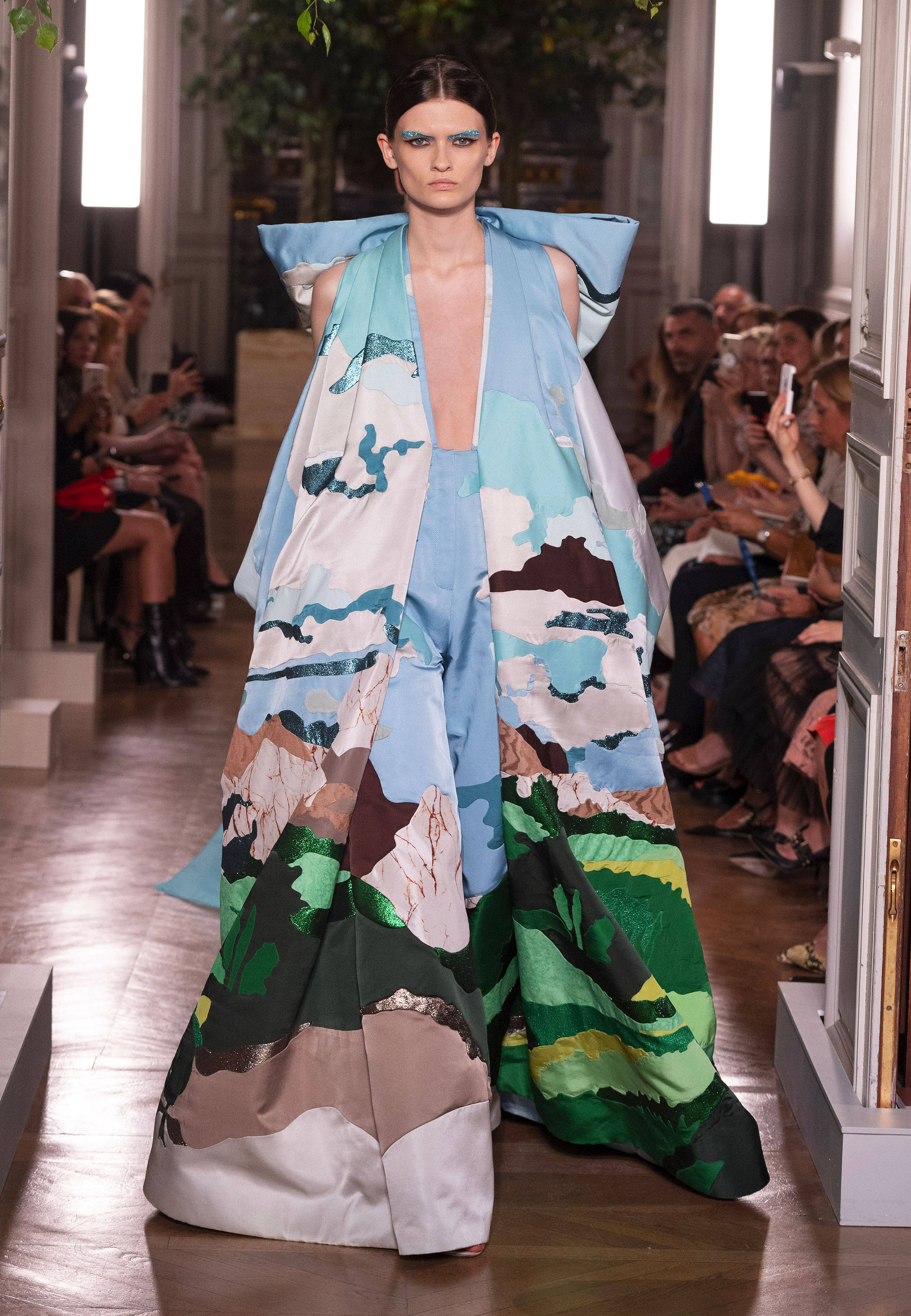 Valentino - Haute Couture Fall/Winter 2019-20 - Look 34