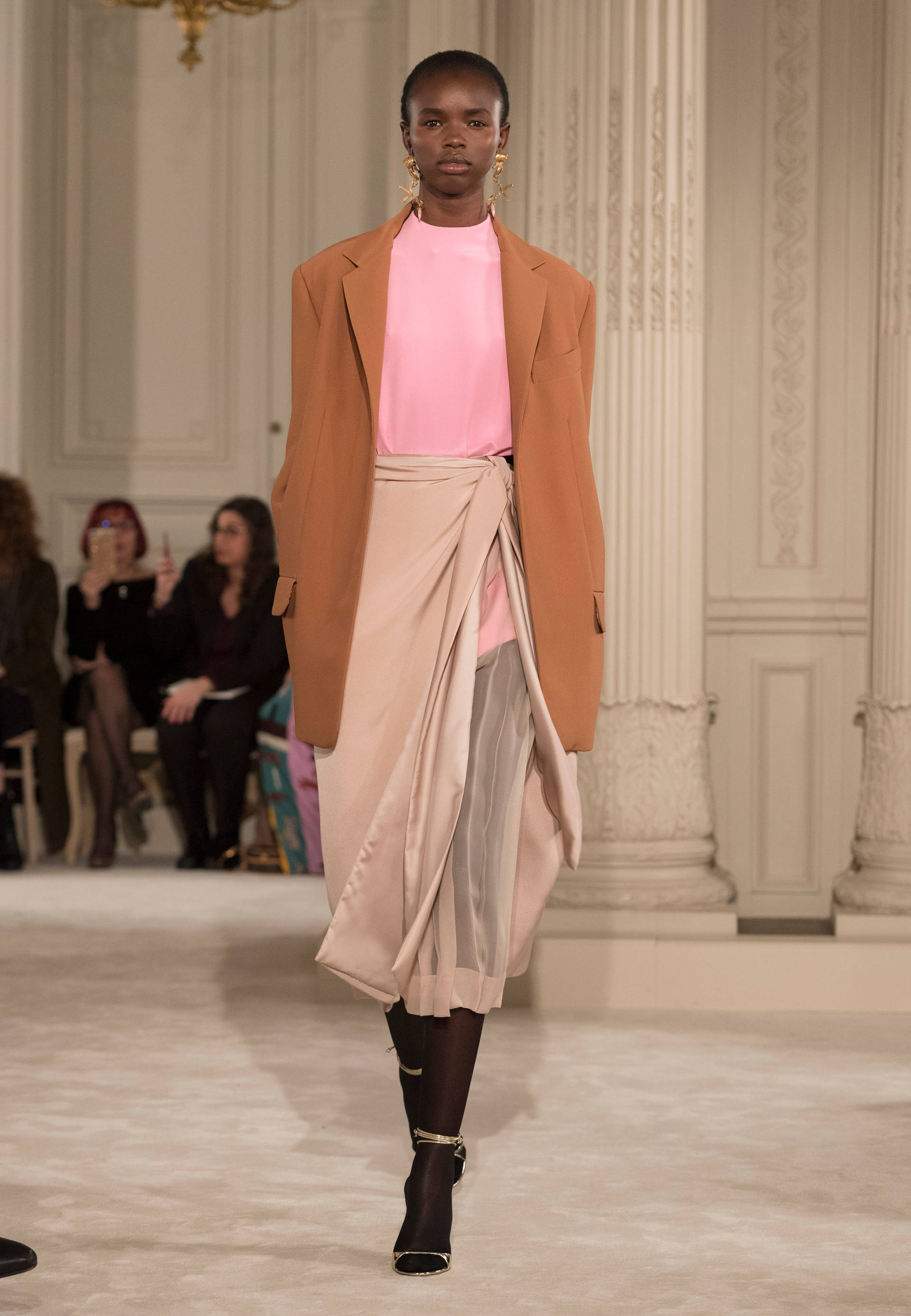 Valentino - Haute Couture Spring/Summer 2018 - Look 17