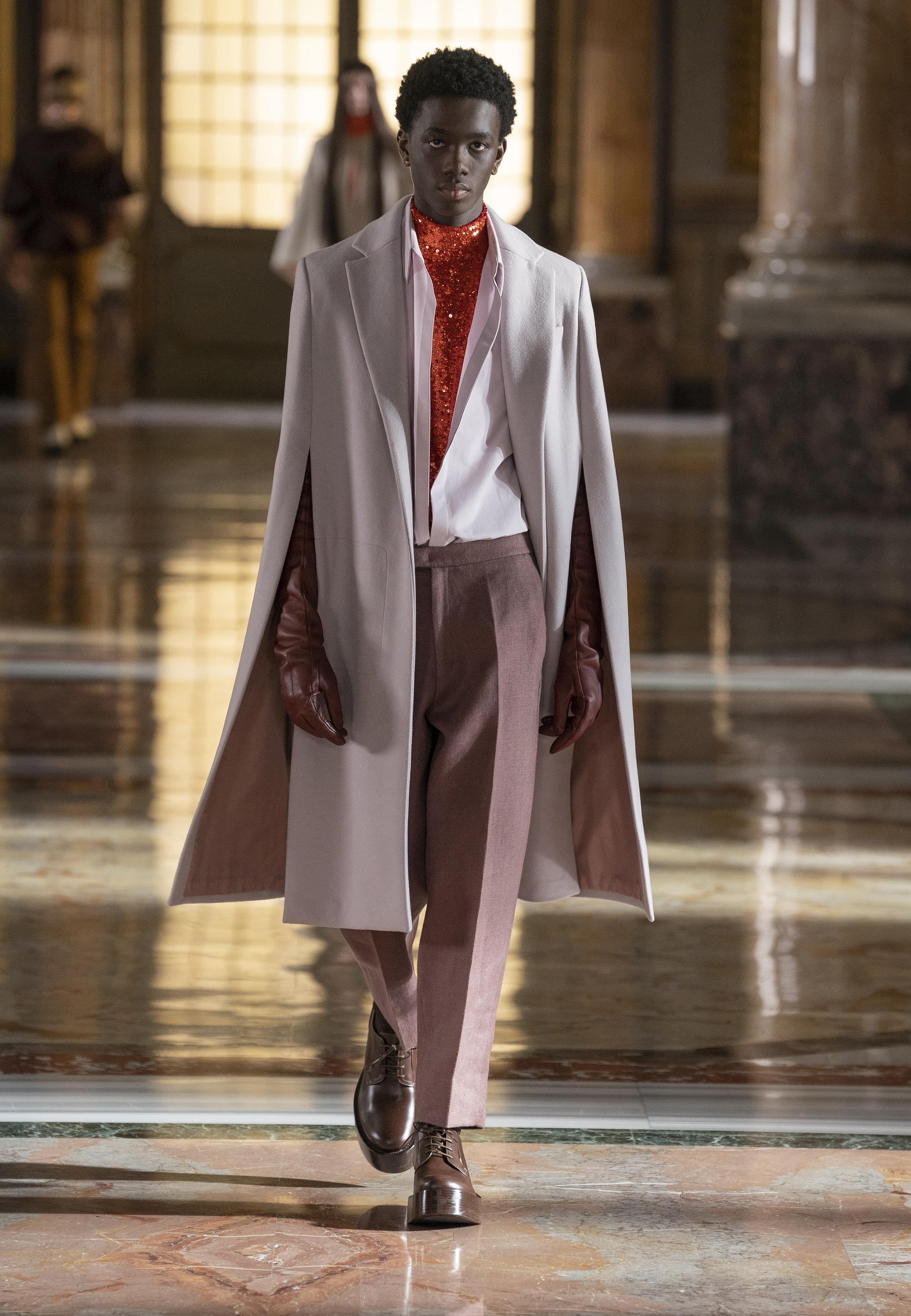 Valentino - Haute Couture Spring/Summer 2021 - Look 39