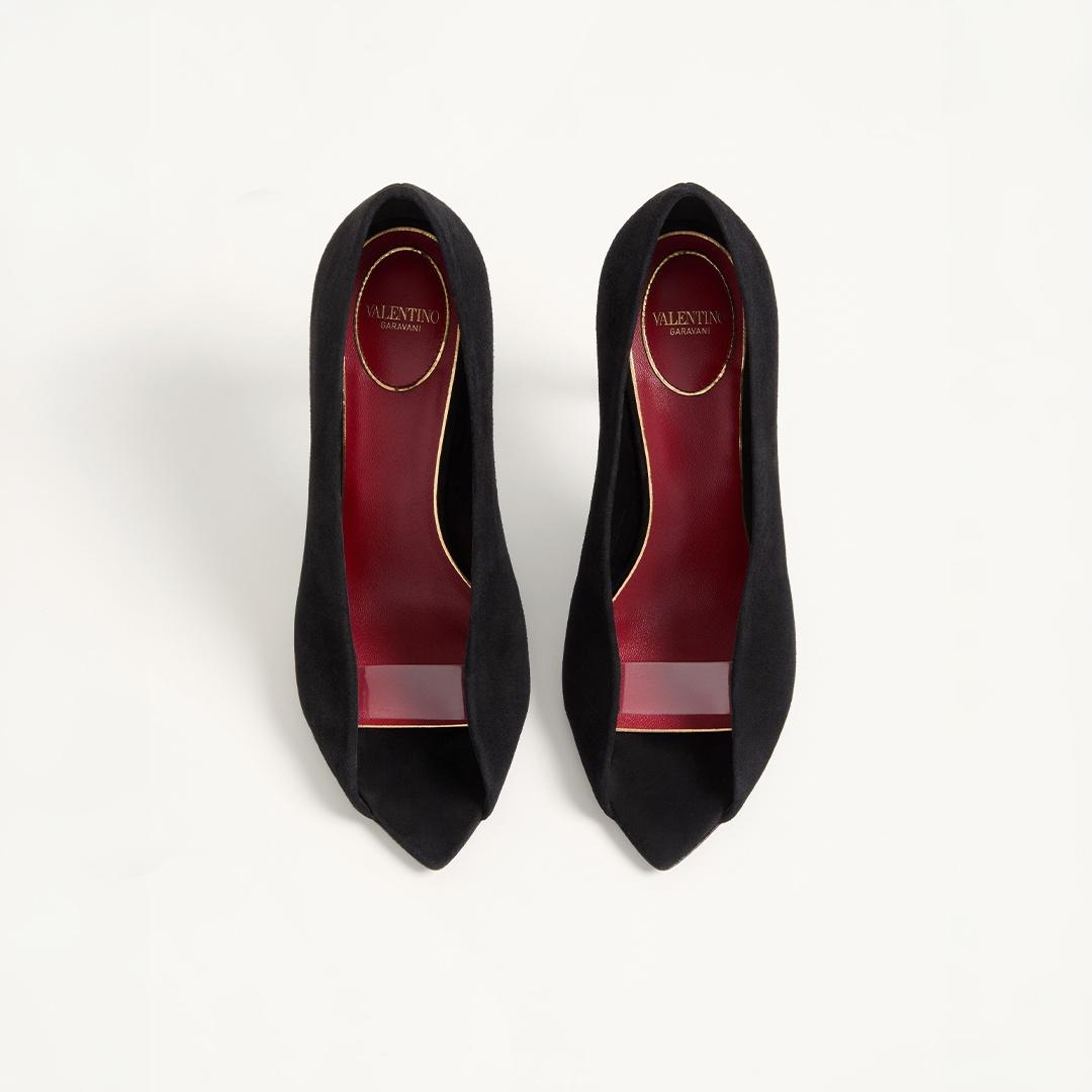 SHELF - W SHOES - REVELE