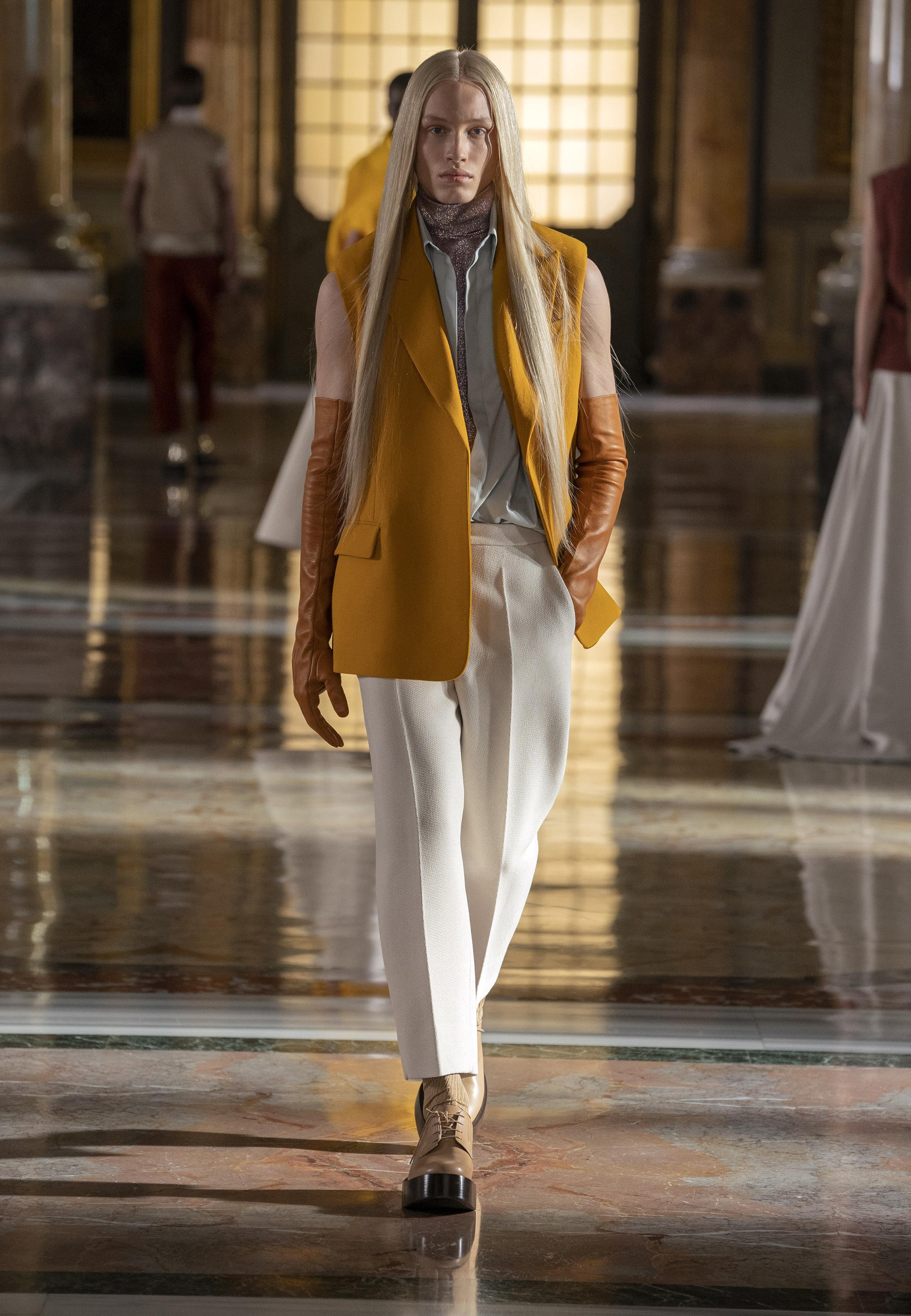 Valentino - Haute Couture Spring/Summer 2021 - Look 64
