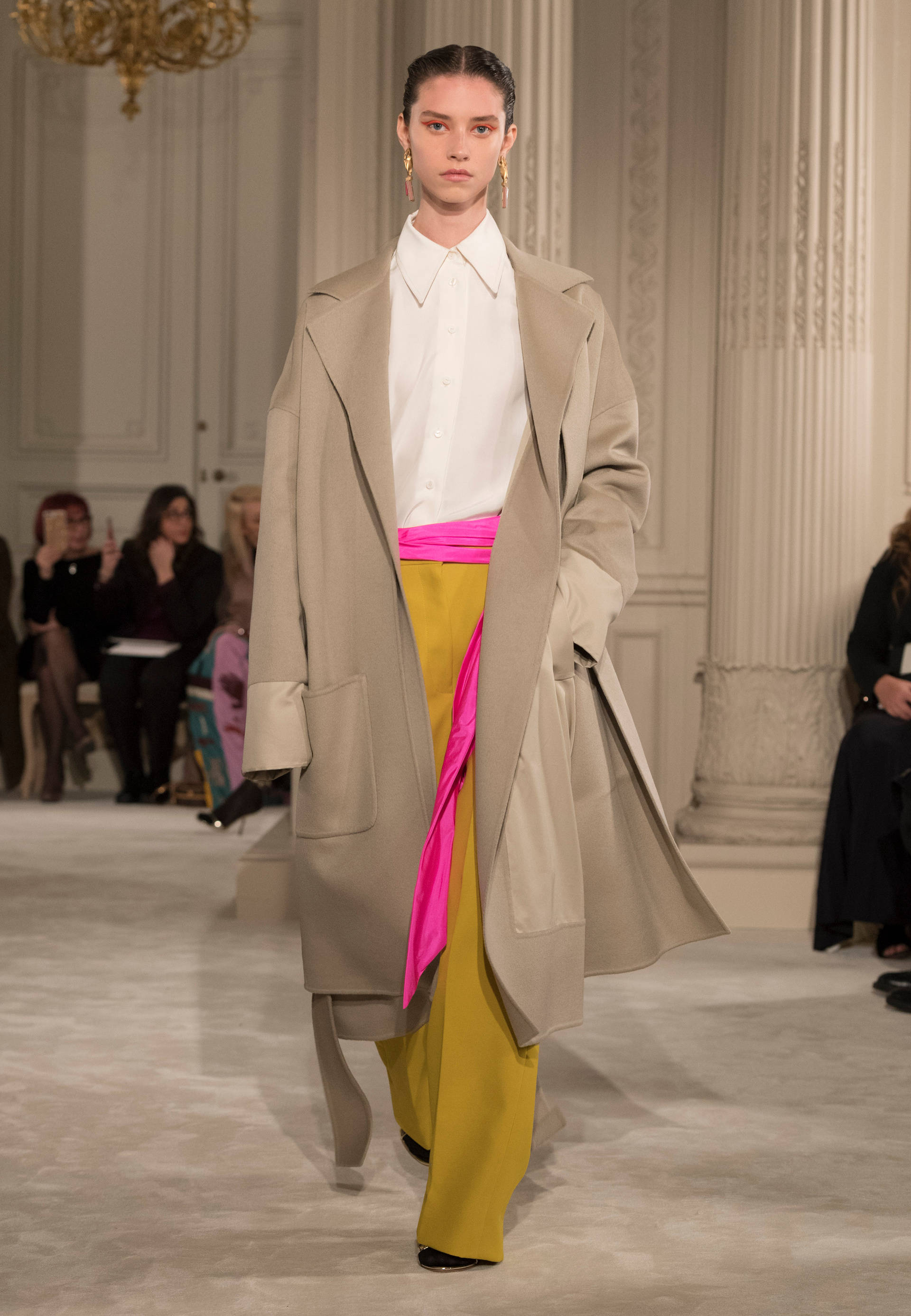 Valentino - Haute Couture Spring/Summer 2018 - Look 16