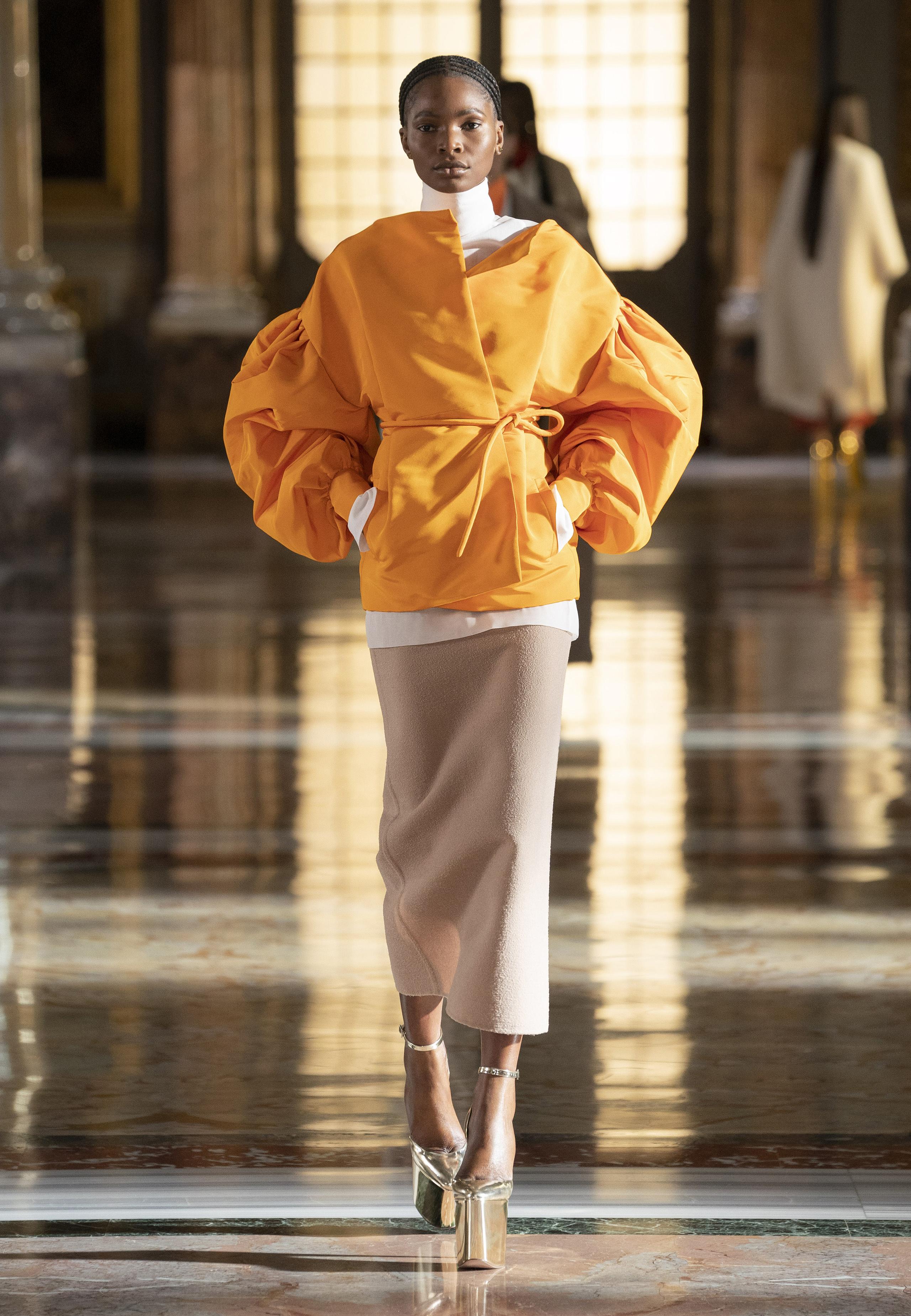 Valentino - Haute Couture Spring/Summer 2021 - Look 43