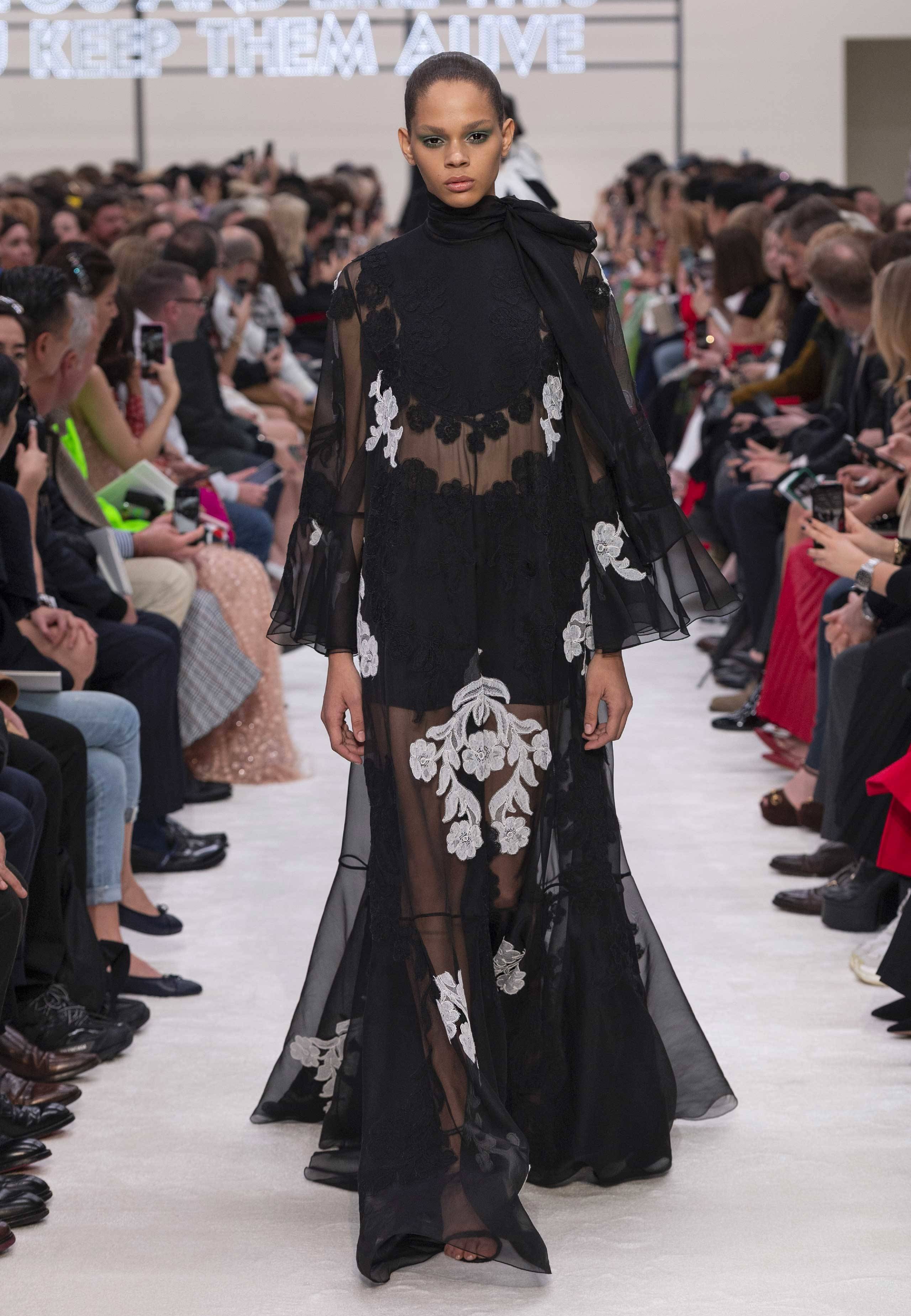 Valentino - Autumn/Winter 2019-20 Women's Collection - Look 35