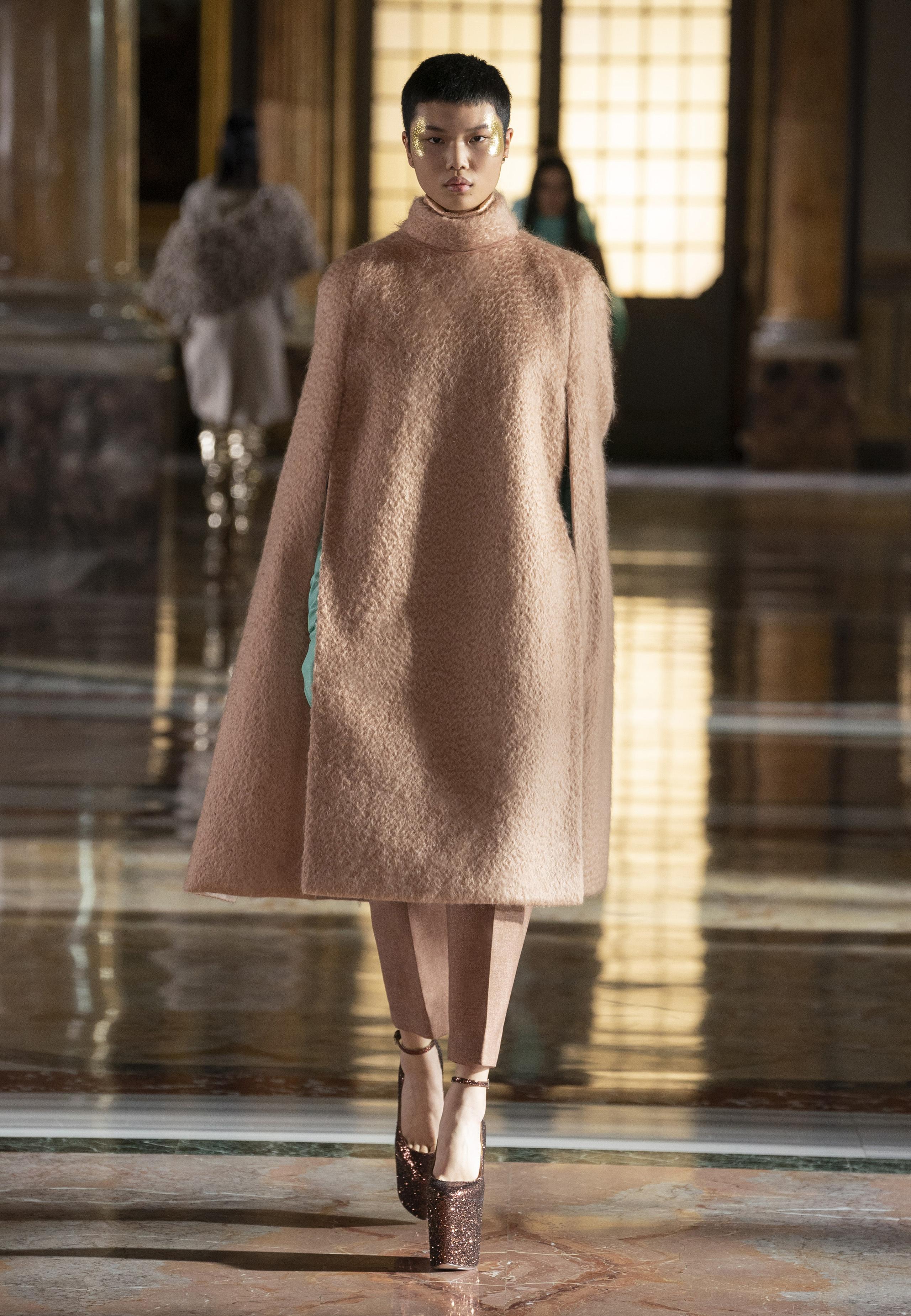 Valentino - Haute Couture Spring/Summer 2021 - Look 53