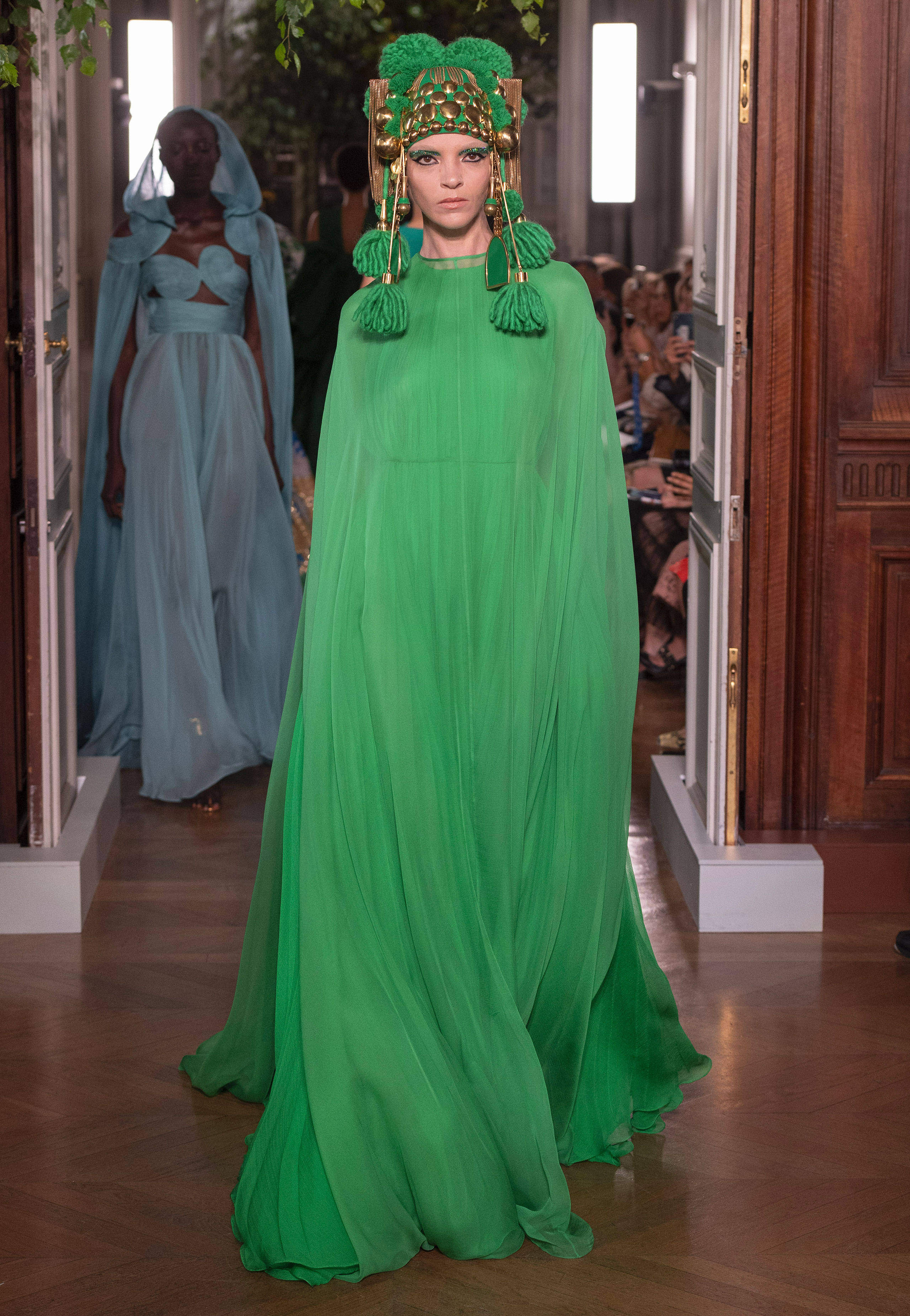 Valentino - Haute Couture Fall/Winter 2019-20 - Look 37