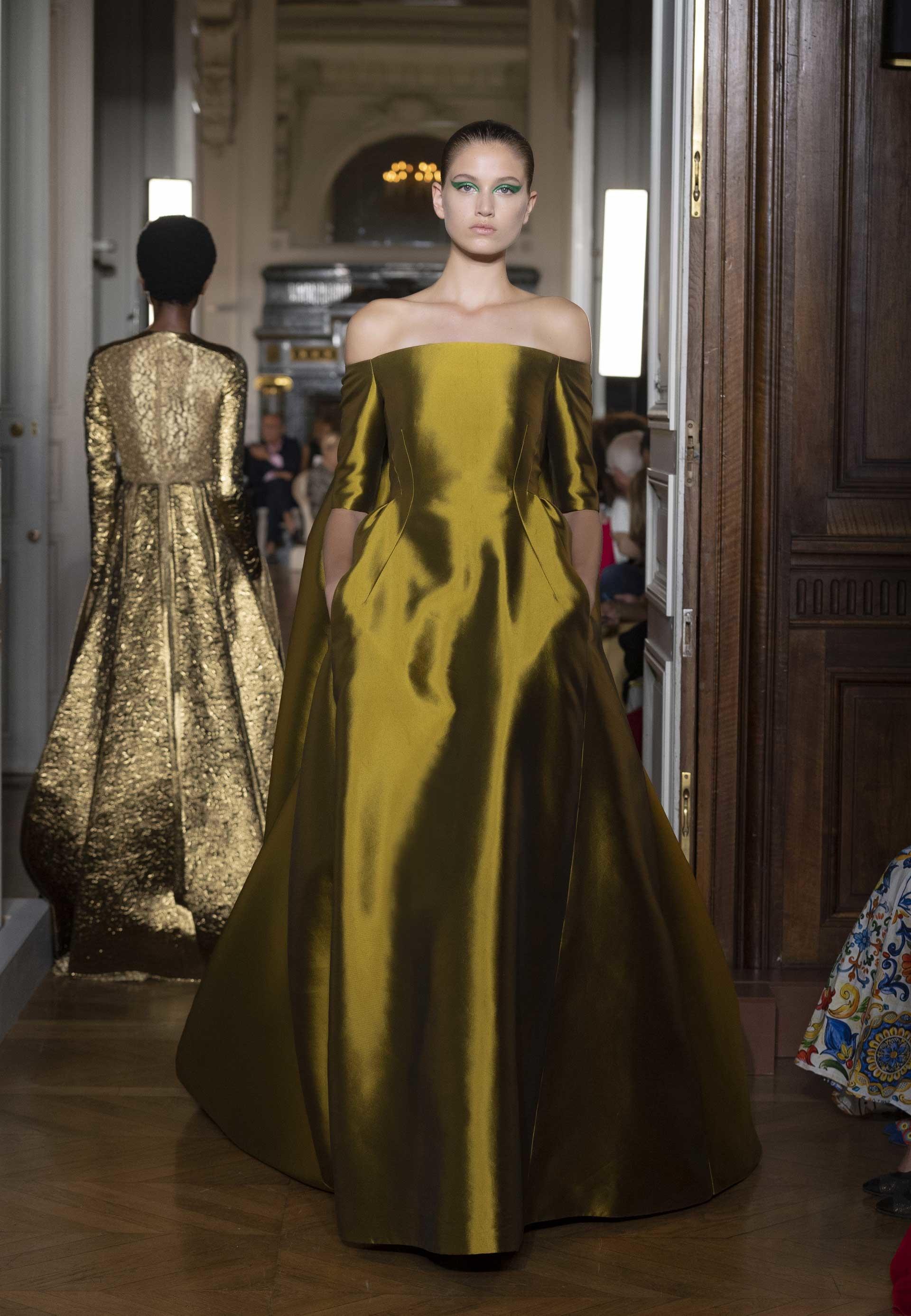 Valentino - Haute Couture Autumn/Winter 2018-19 - Look 54