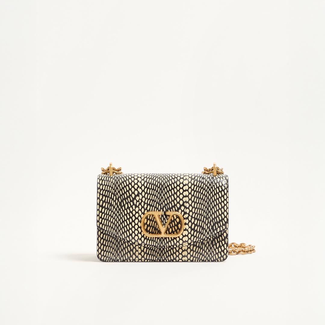 SHELF - W BAGS - VAIN