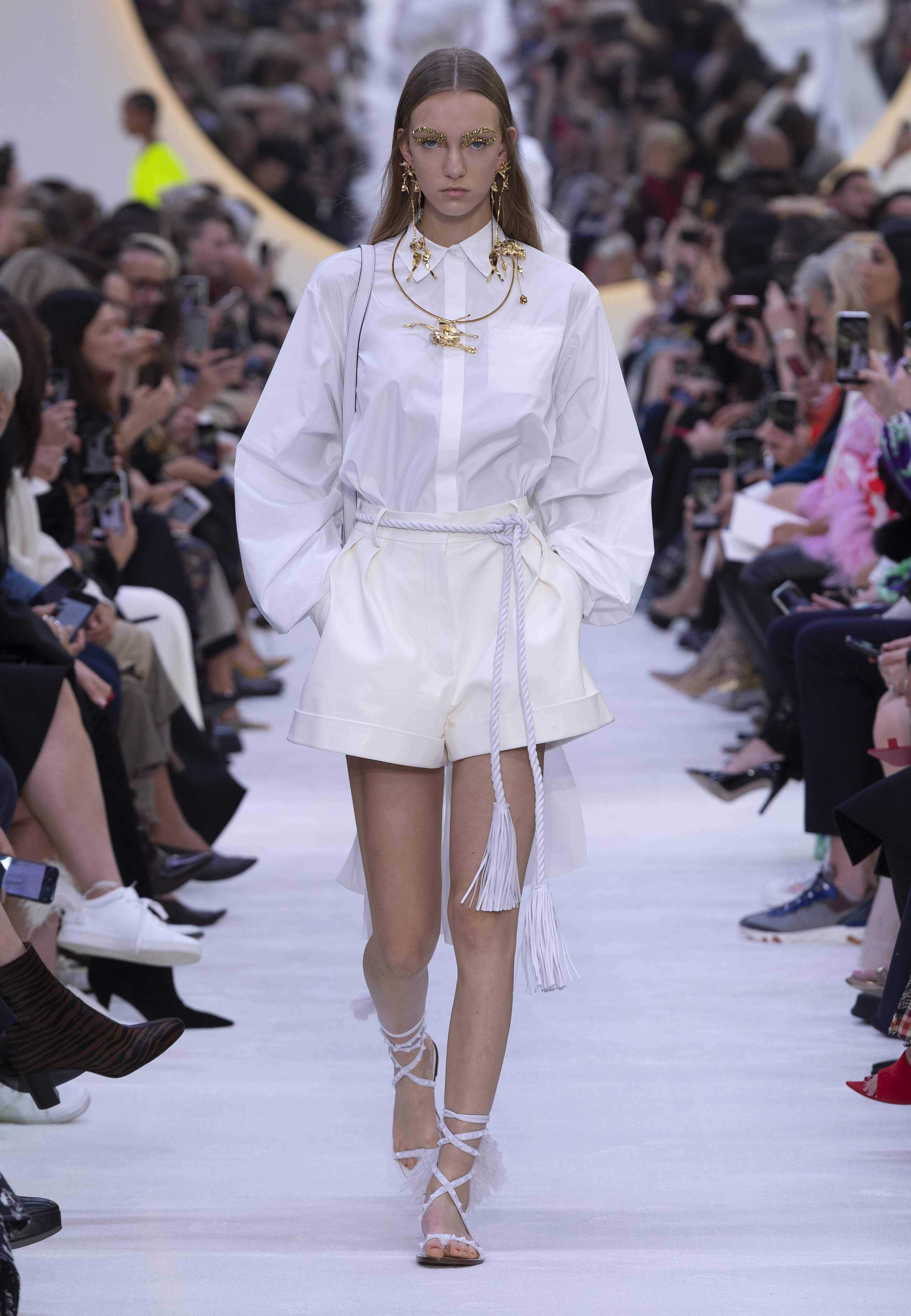 Valentino 2020春夏レディースファッションショー | ヴァレンティノ