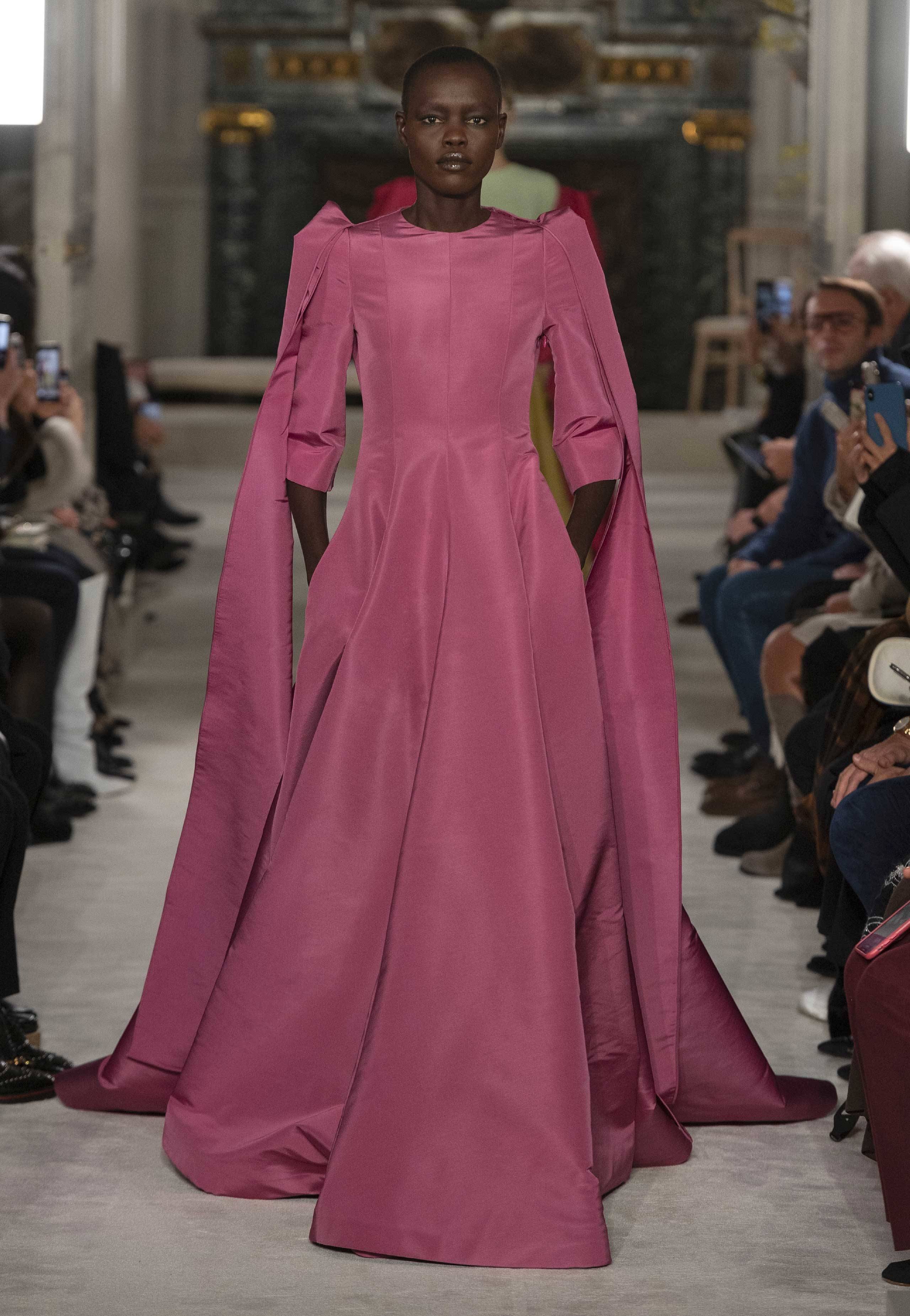 Valentino - Haute Couture Spring/Summer 2019 - Look 6