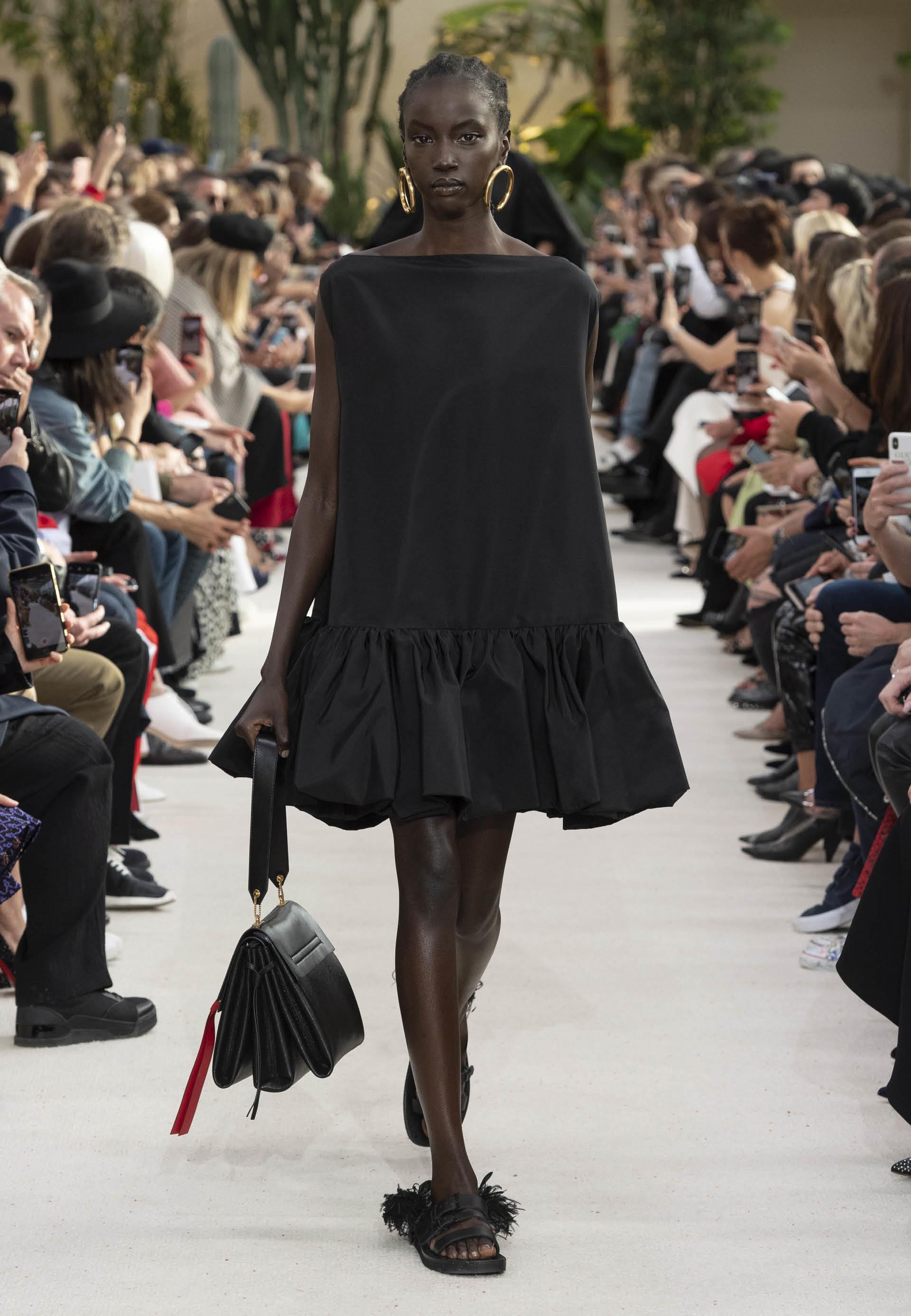 Valentino 2019春夏レディースファッションショー | Valentino