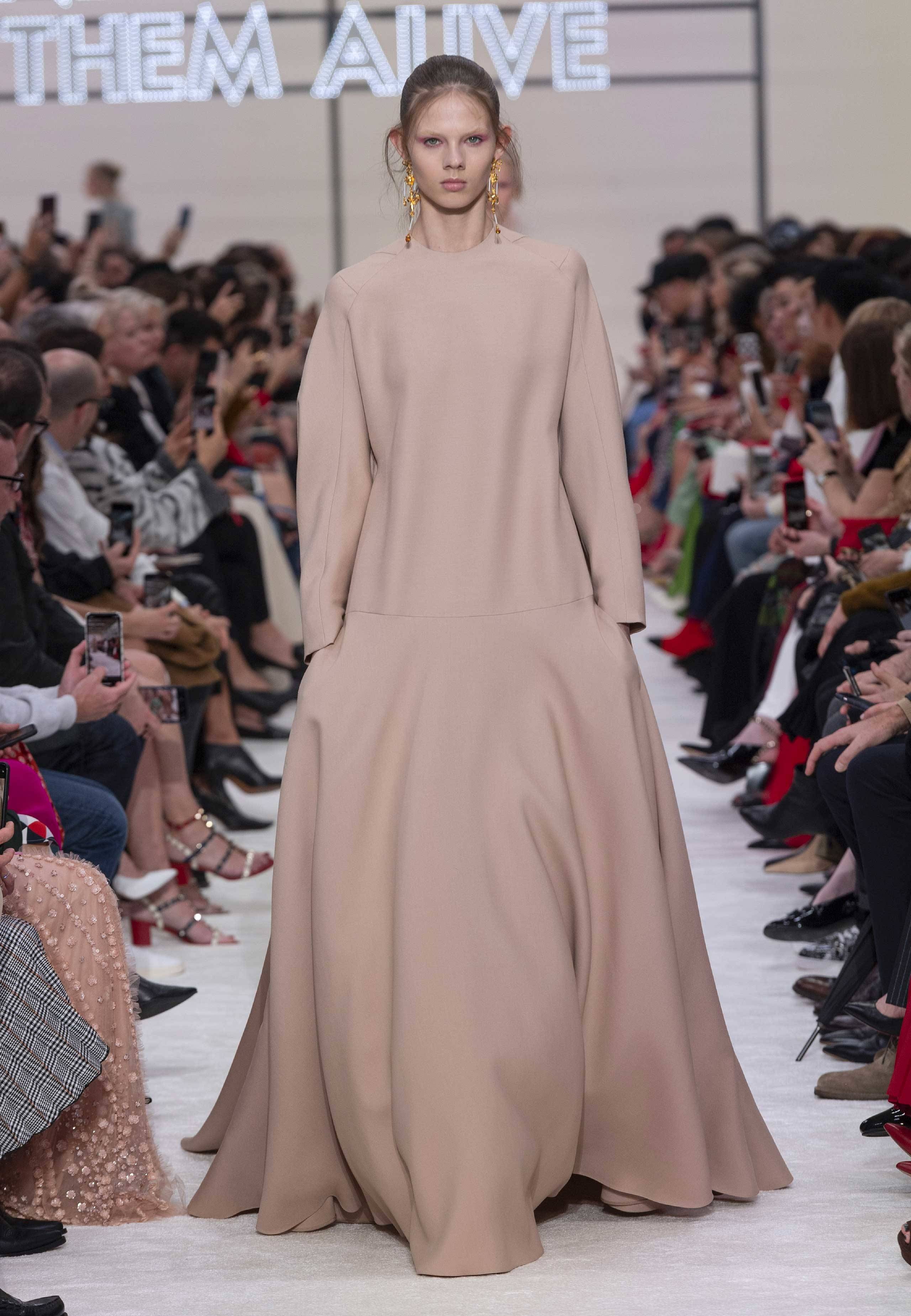Valentino - Autumn/Winter 2019-20 Women's Collection - Look 49