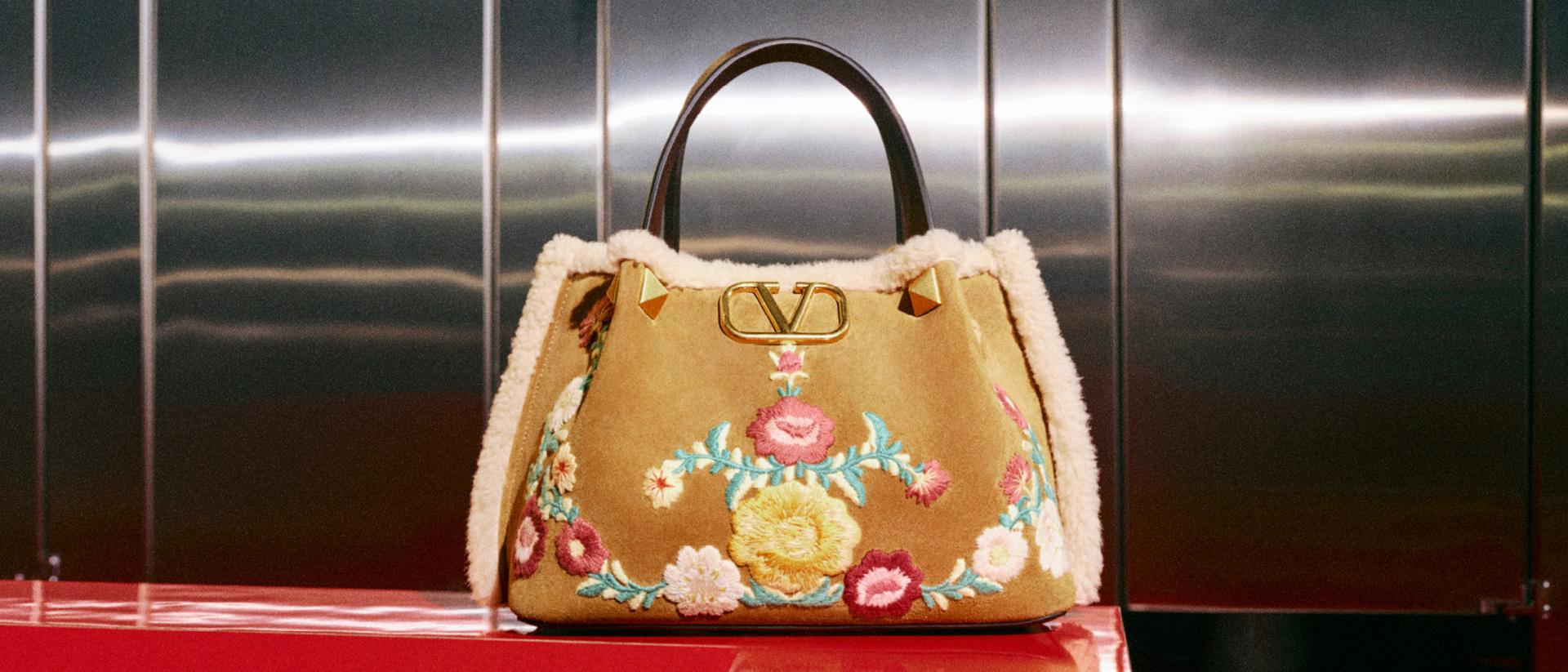 Valentino Garavani Vlogo Signature Women's Bags Collection