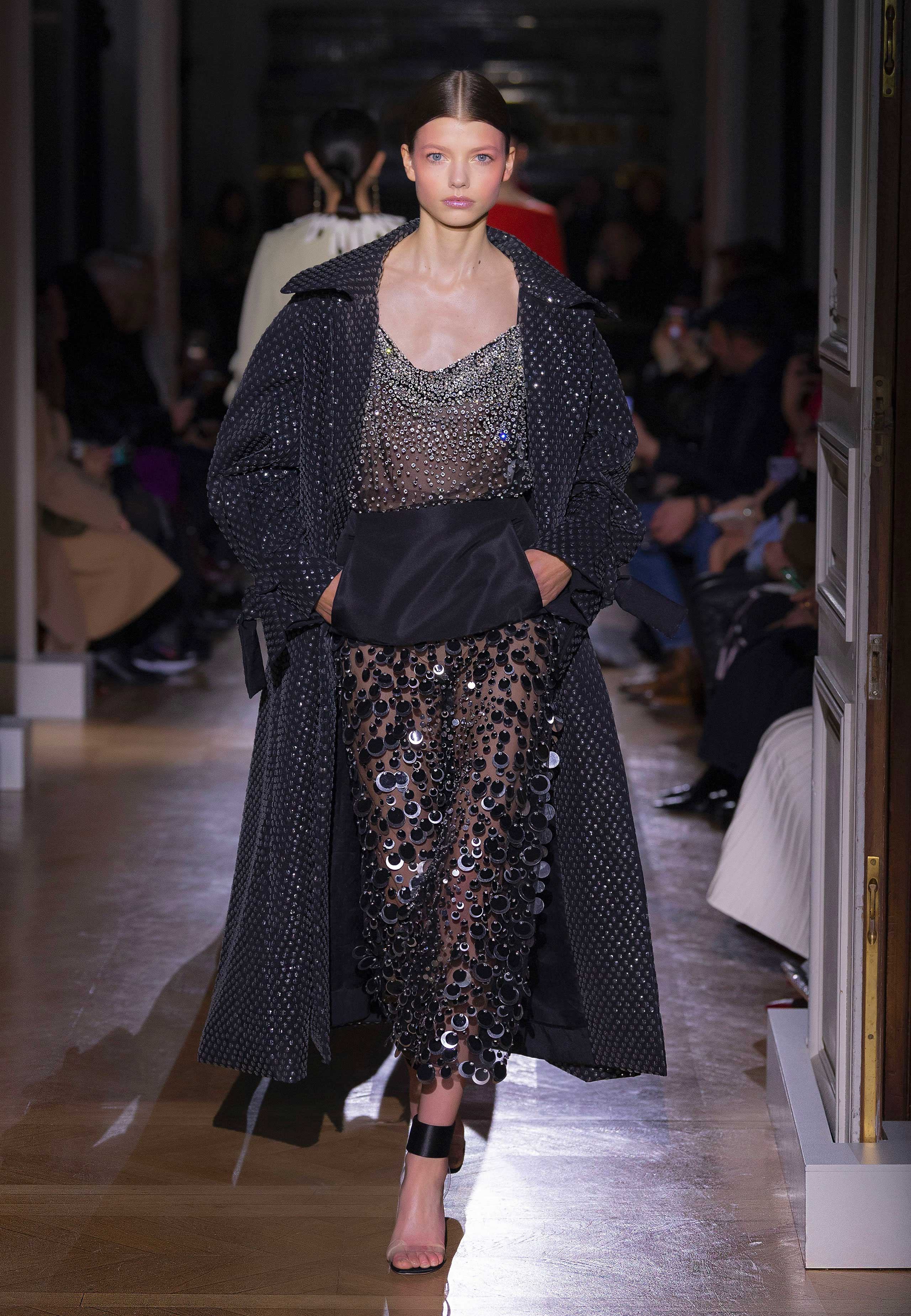 Valentino - Haute Couture Spring/Summer 2020 - Look 17