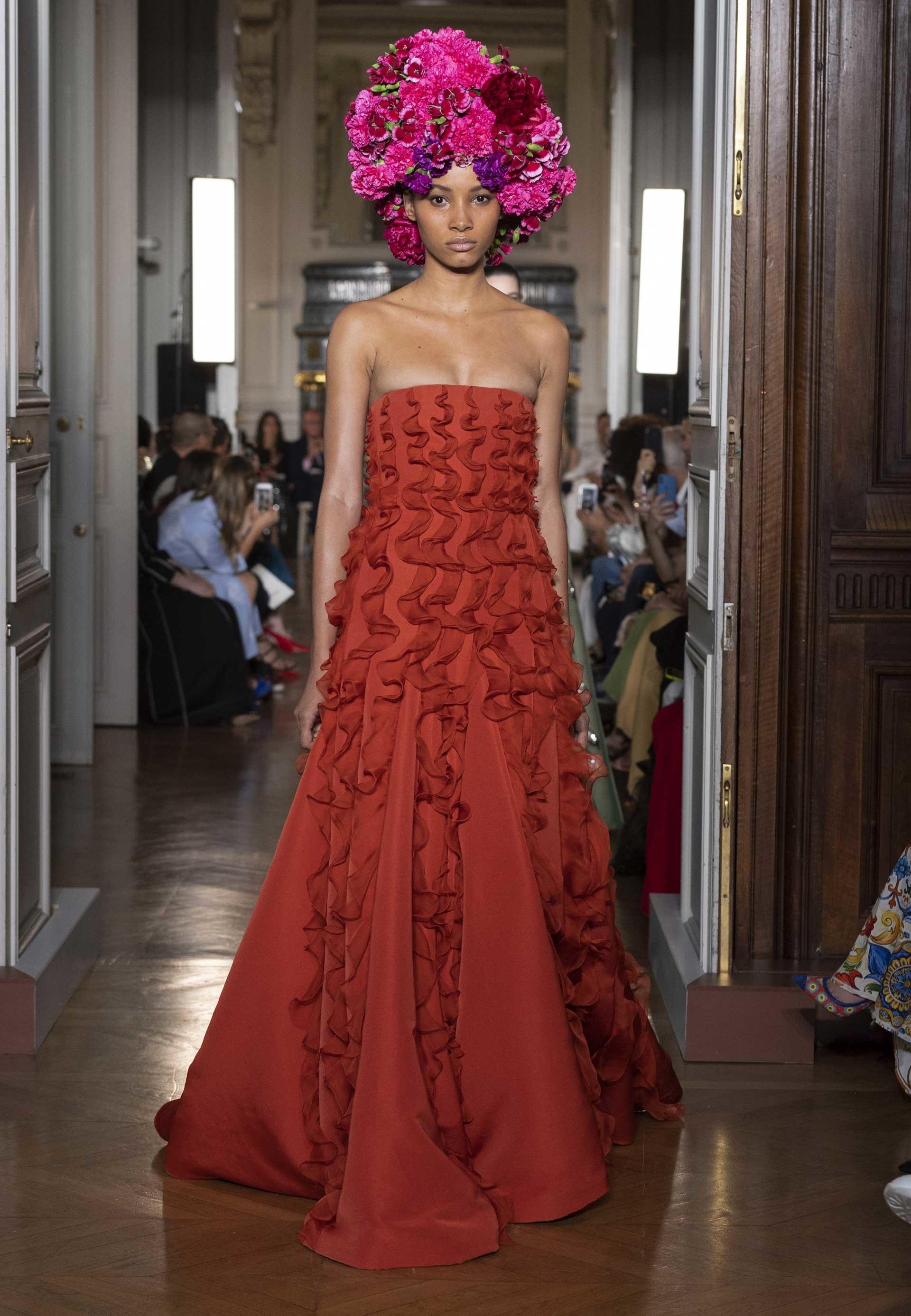 Valentino - Haute Couture Autumn/Winter 2018-19 - Look 36