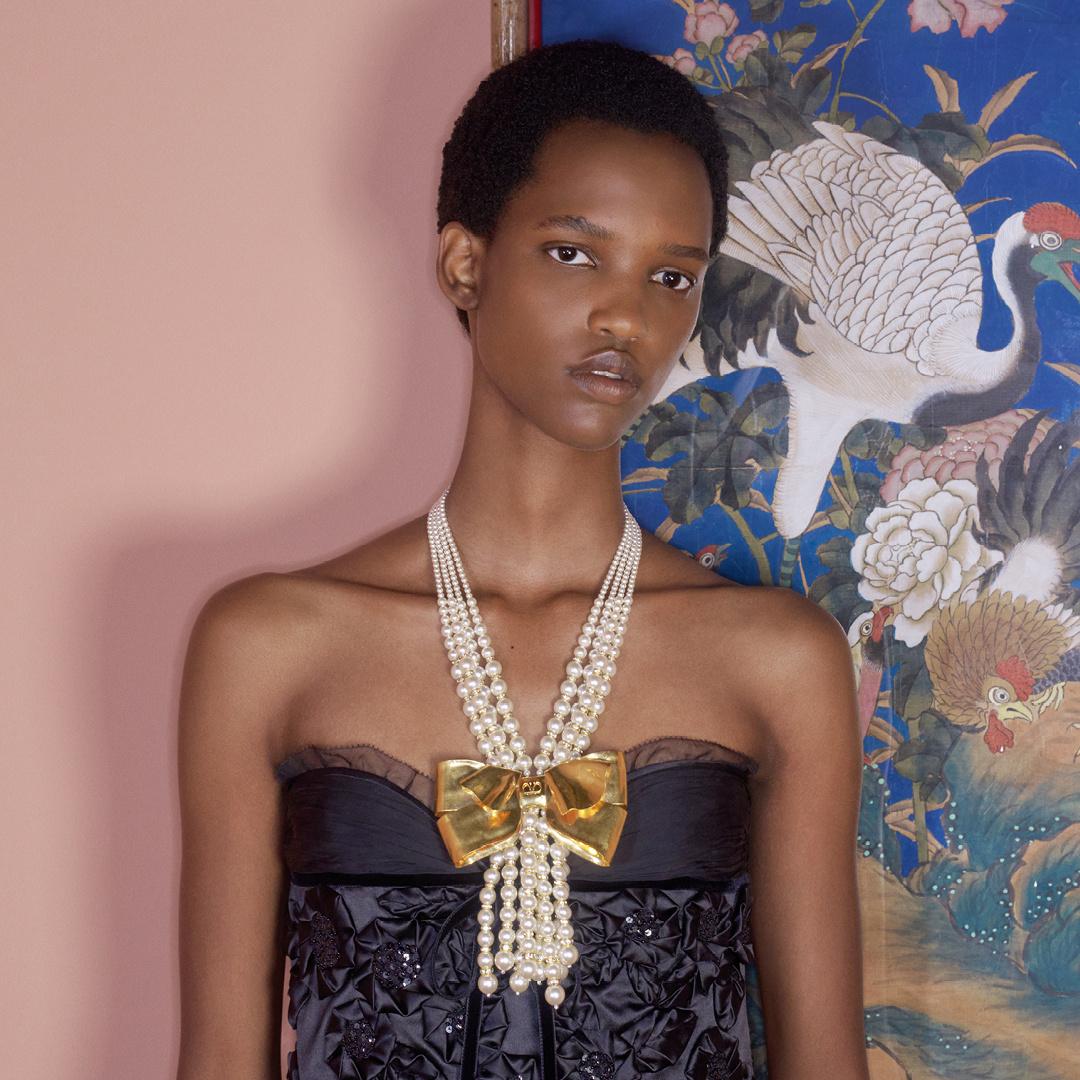 SHELF - W ACC - HIGH JEWELRY