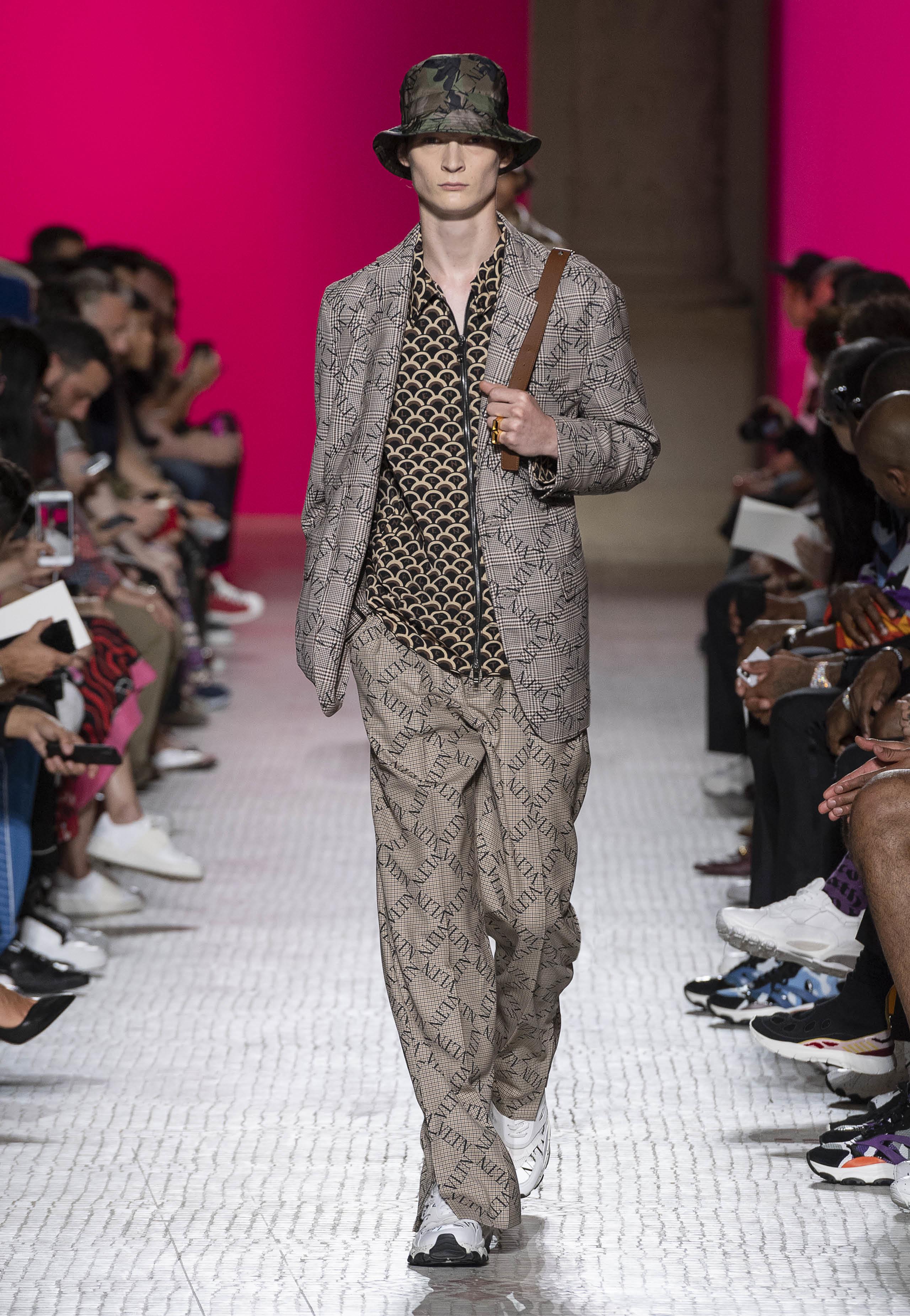Valentino Fashion Show SS19 Men | Valentino