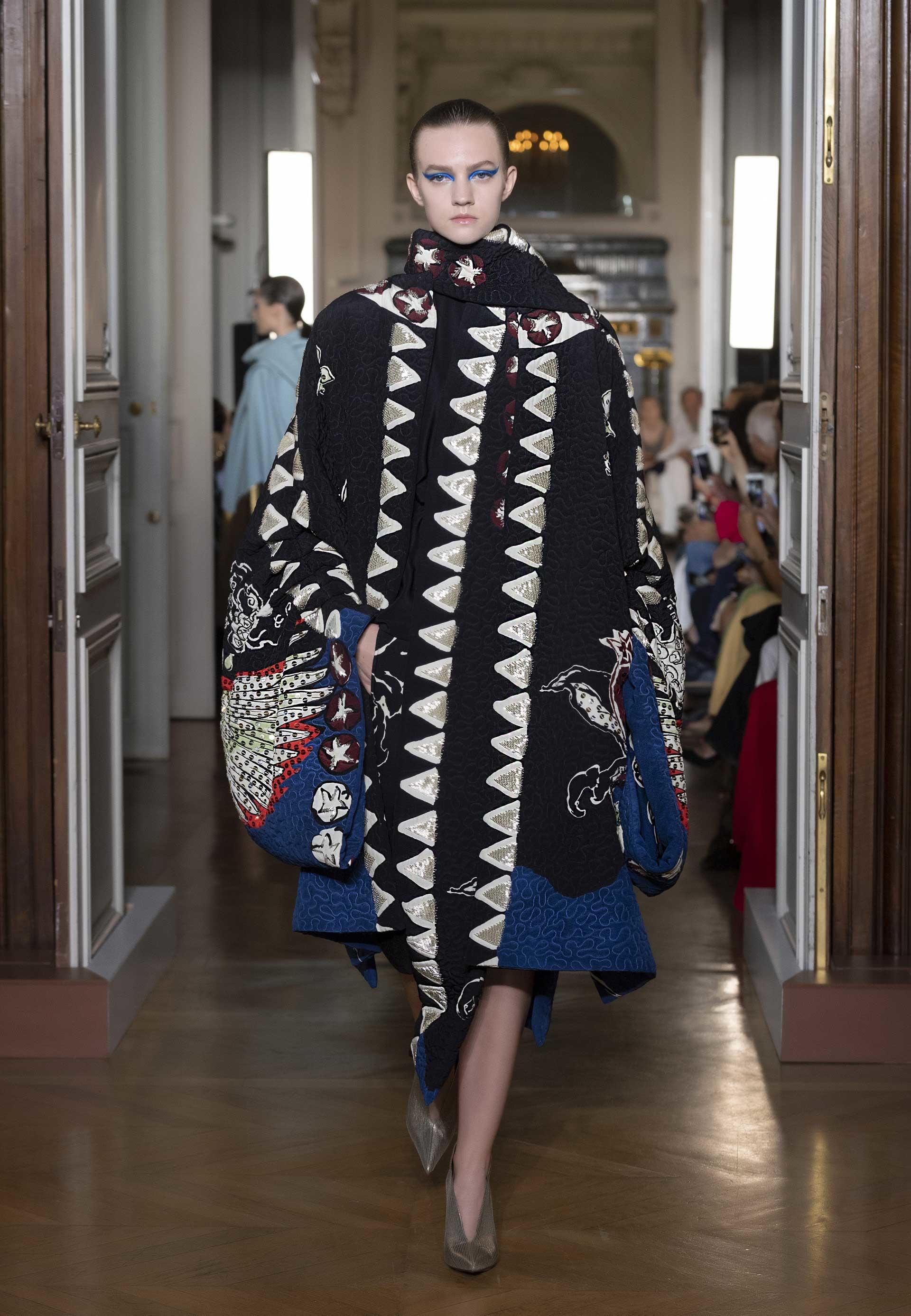 Valentino - Haute Couture Autumn/Winter 2018-19 - Look 14