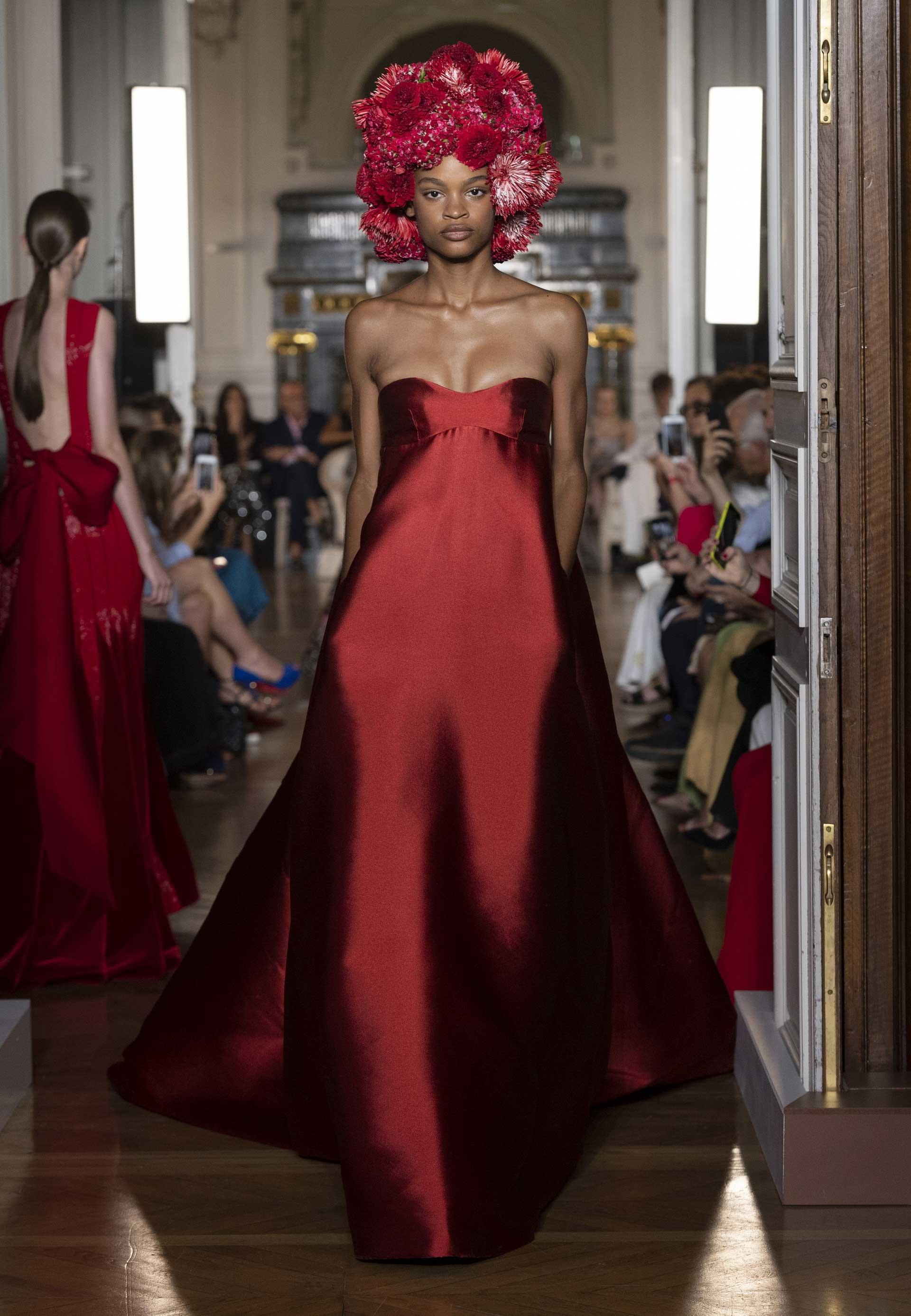Valentino - Haute Couture Autumn/Winter 2018-19 - Look 51