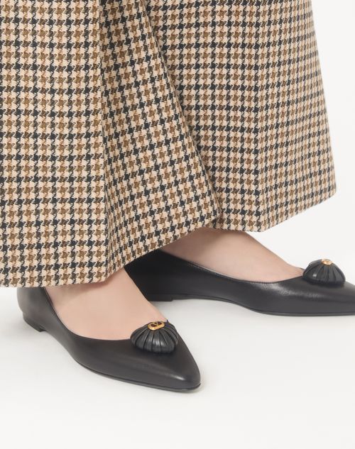 Valentino Garavani - Coeur Royal Kidskin Ballerina - Black - Woman - Woman Sale