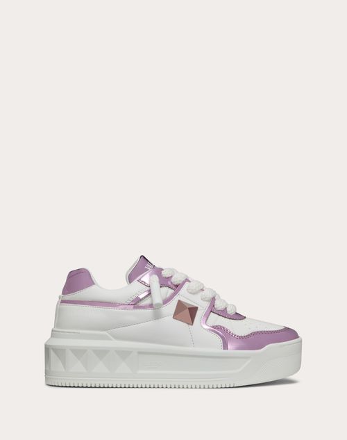 Valentino Garavani - One Stud Xl Sneaker In Nappa Leather With Mirror-effect Details - Light Pink - Woman - Sneakers