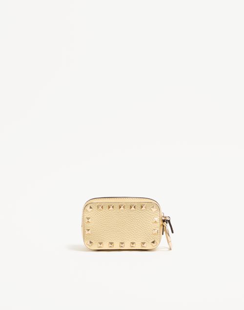 Valentino Garavani - Rockstud Charm In Laminated Grainy Calfskin. - Antique Brass - Woman - Wallets And Small Leather Goods