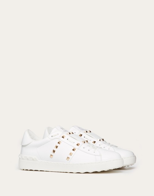 valentino stud runners