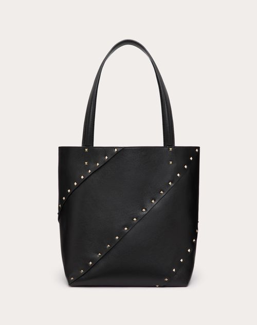 Valentino Garavani - Valentino Garavani Valentino Garavani Rockstud Wispy Shopping Bag In Calfskin - Black - Woman - New Shelf - Rockstud Wispy - Bag