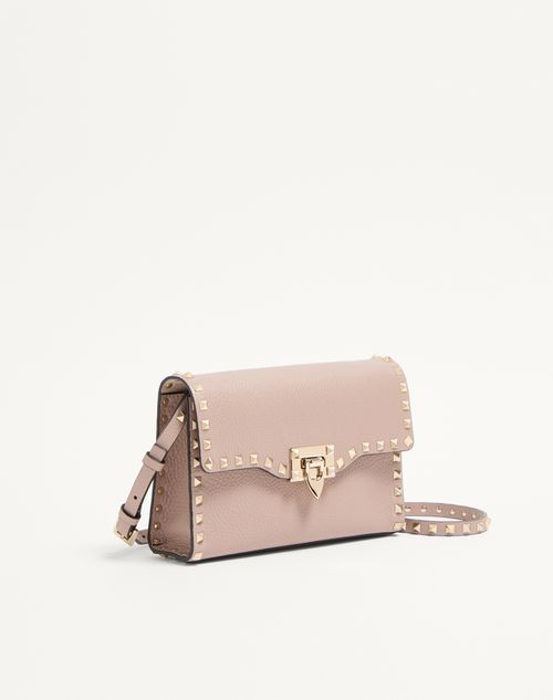 Valentino Garavani - Bolso Bandolera Pequeño Rockstud De Piel De Becerro Granulada - Poudre - Mujer - Bolsos De Hombro