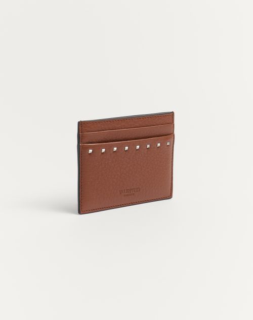  - Saddle Brown