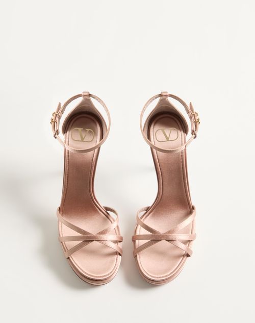シューズ・サンダルその他 Valentino Garavani Heeled shoes Electric Purple Rockstud Slingback Heels by Valentino