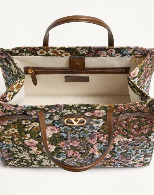 Valentino Garavani - Valentino Garavani Antibes Medium Shopping Bag In Apres L'hiver Jacquard Fabric - Multicolour/tobacco - Woman - Totes