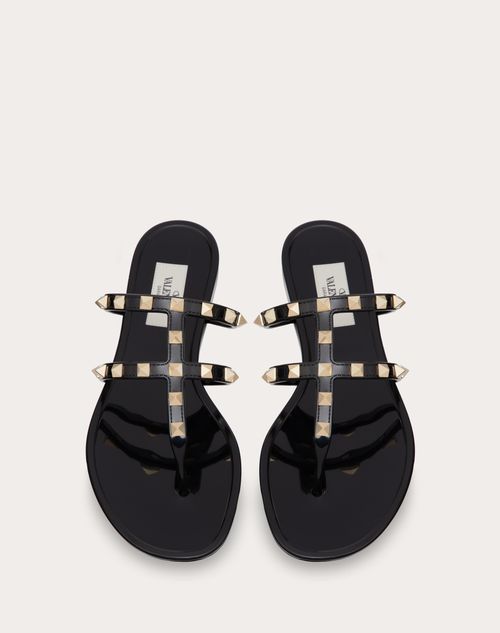 klassisk barmhjertighed Ubarmhjertig Rockstud Flat Rubber Sandal for Woman in Black | Valentino US