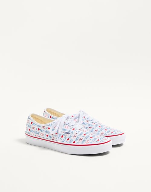 Valentino Garavani - Valentino Garavani And Vans Low-top Trainer In Valentino Vans Love Print Fabric - White - Man - Shelf - M Shoes - Vans