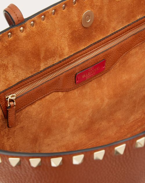  - Saddle Brown