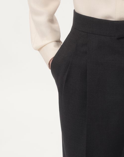  - Anthracite