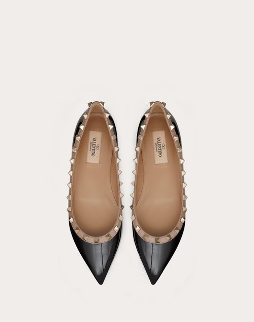 Gooey overdrive Begrænsning Patent Rockstud Ballet Flat for Woman in Black/poudre | Valentino US