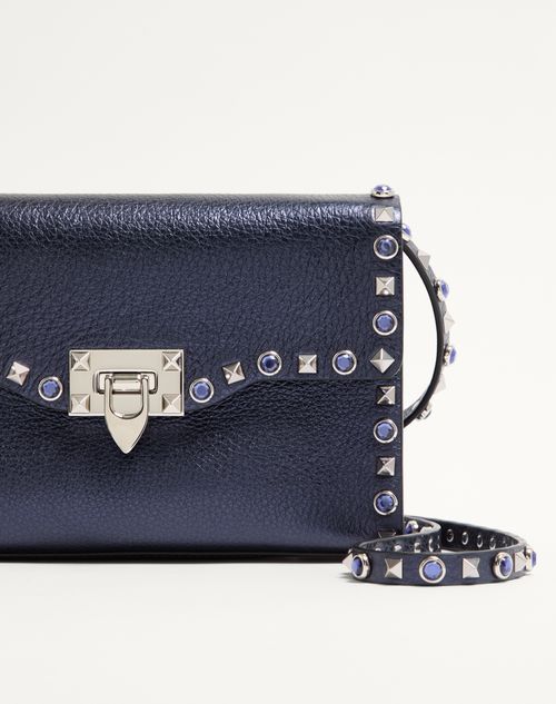 Valentino Garavani - Borsa A Tracolla Piccola Valentino Garavani Rockstud In Vitello Laminato Con Pietre Cabochon - Navy - Donna - Borse A Spalla