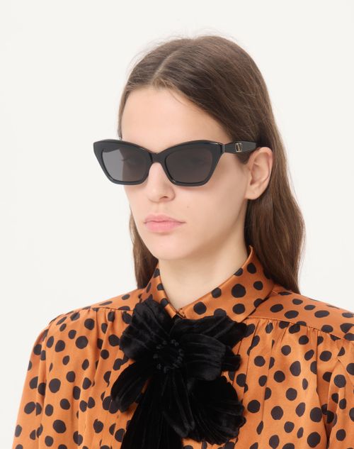 Valentino - Cat-eye Acetate Eyewear - Black/grey - Woman - Eyewear