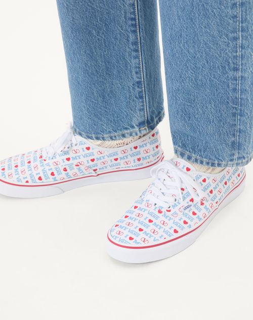 Valentino Garavani - Valentino Garavani And Vans Low-top Trainer In Valentino Vans Love Print Fabric - White - Man - Sneakers
